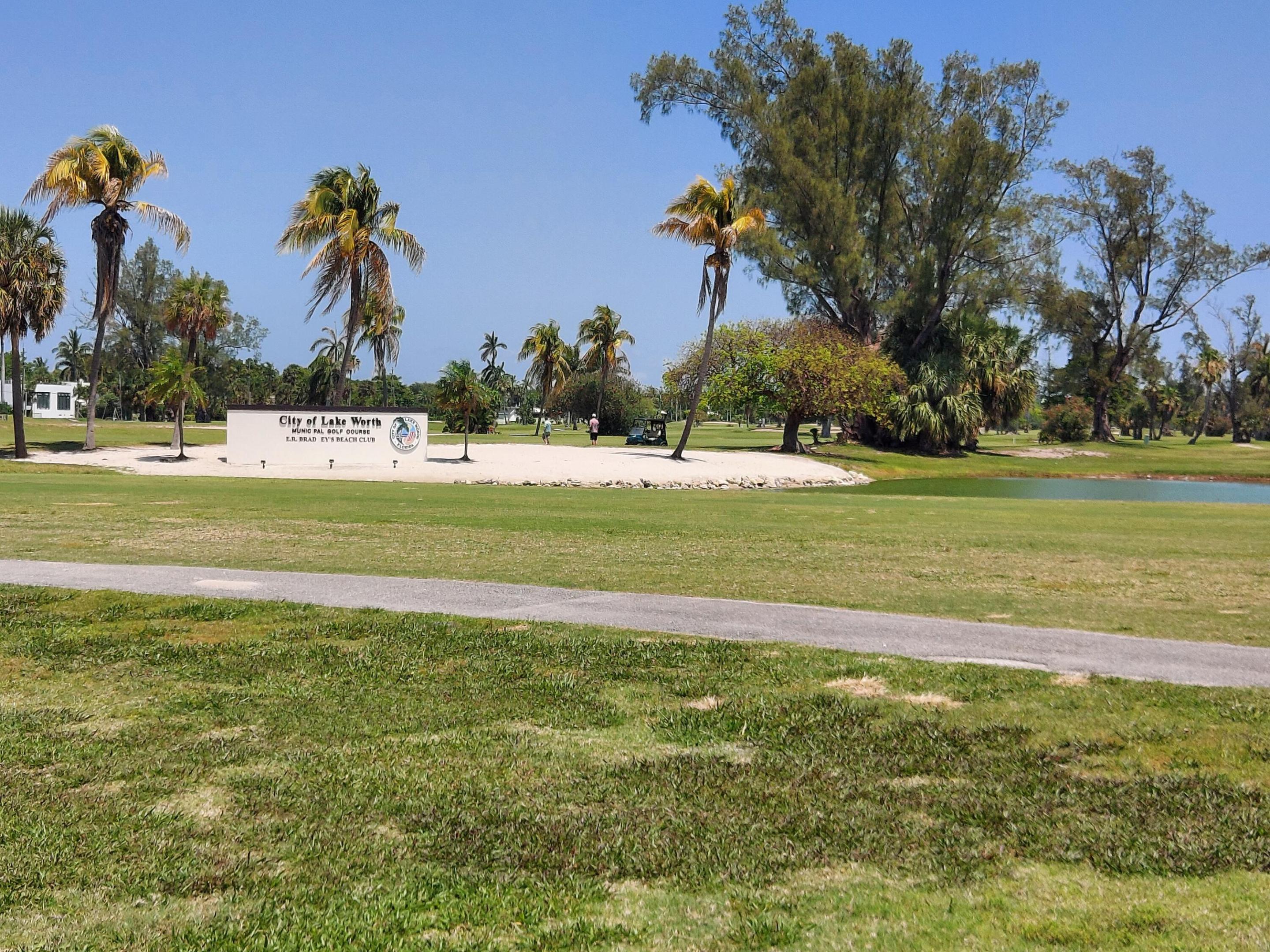 LAKE WORTH TOWN OF - Residential Lease