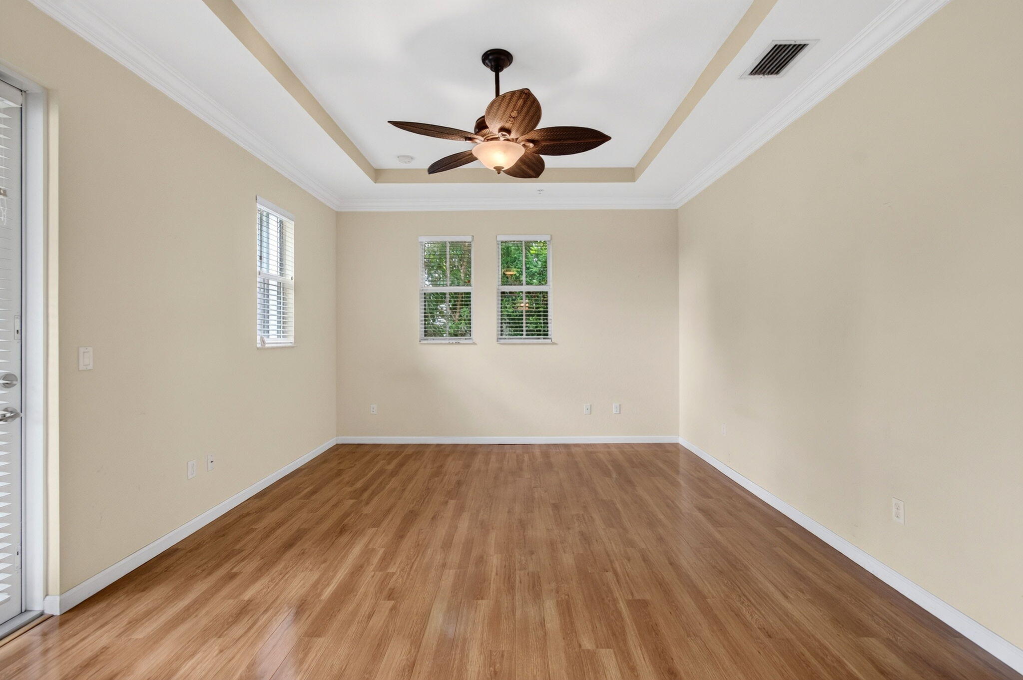 PALOMA LAKES CONDOMINIUM NO 1 - Residential