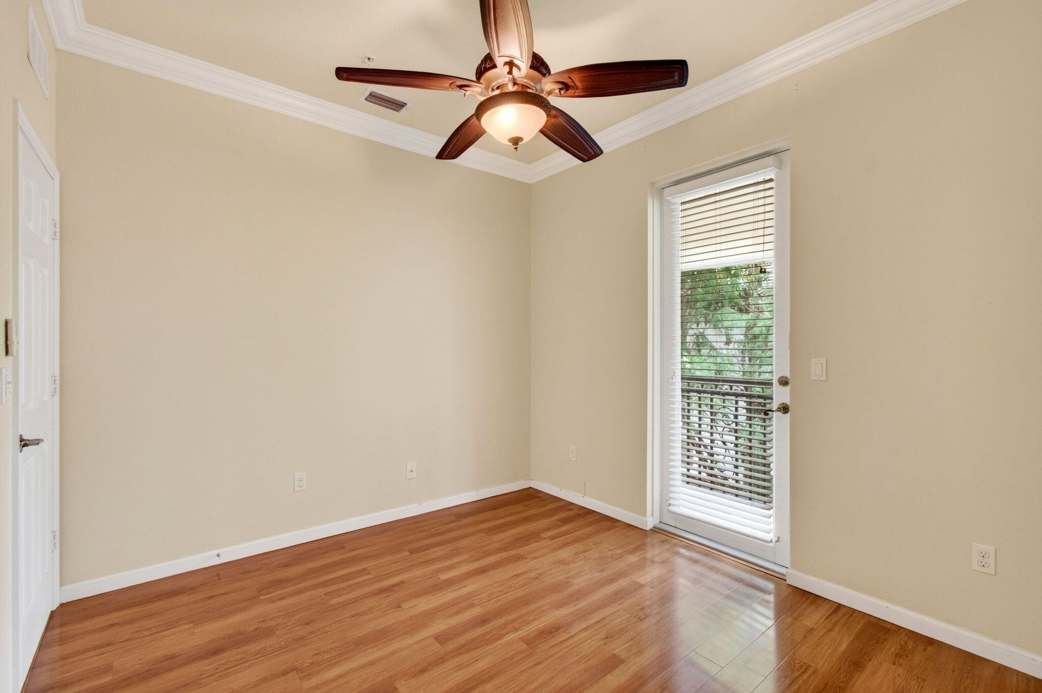 PALOMA LAKES CONDOMINIUM NO 1 - Residential