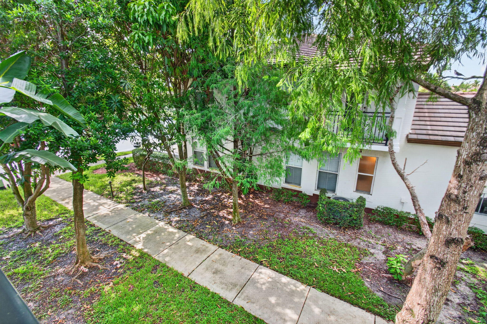 PALOMA LAKES CONDOMINIUM NO 1 - Residential