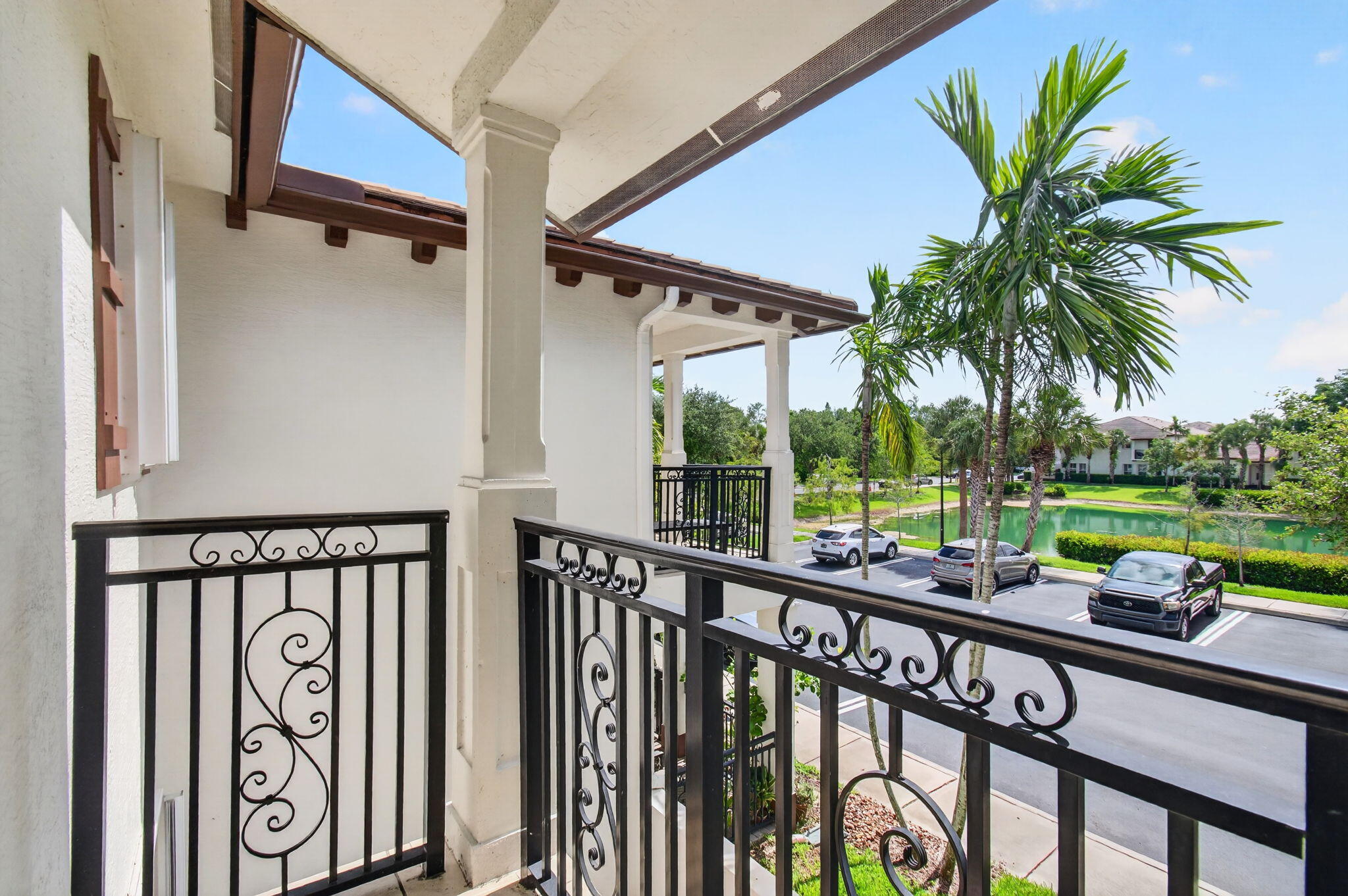 PALOMA LAKES CONDOMINIUM NO 1 - Residential