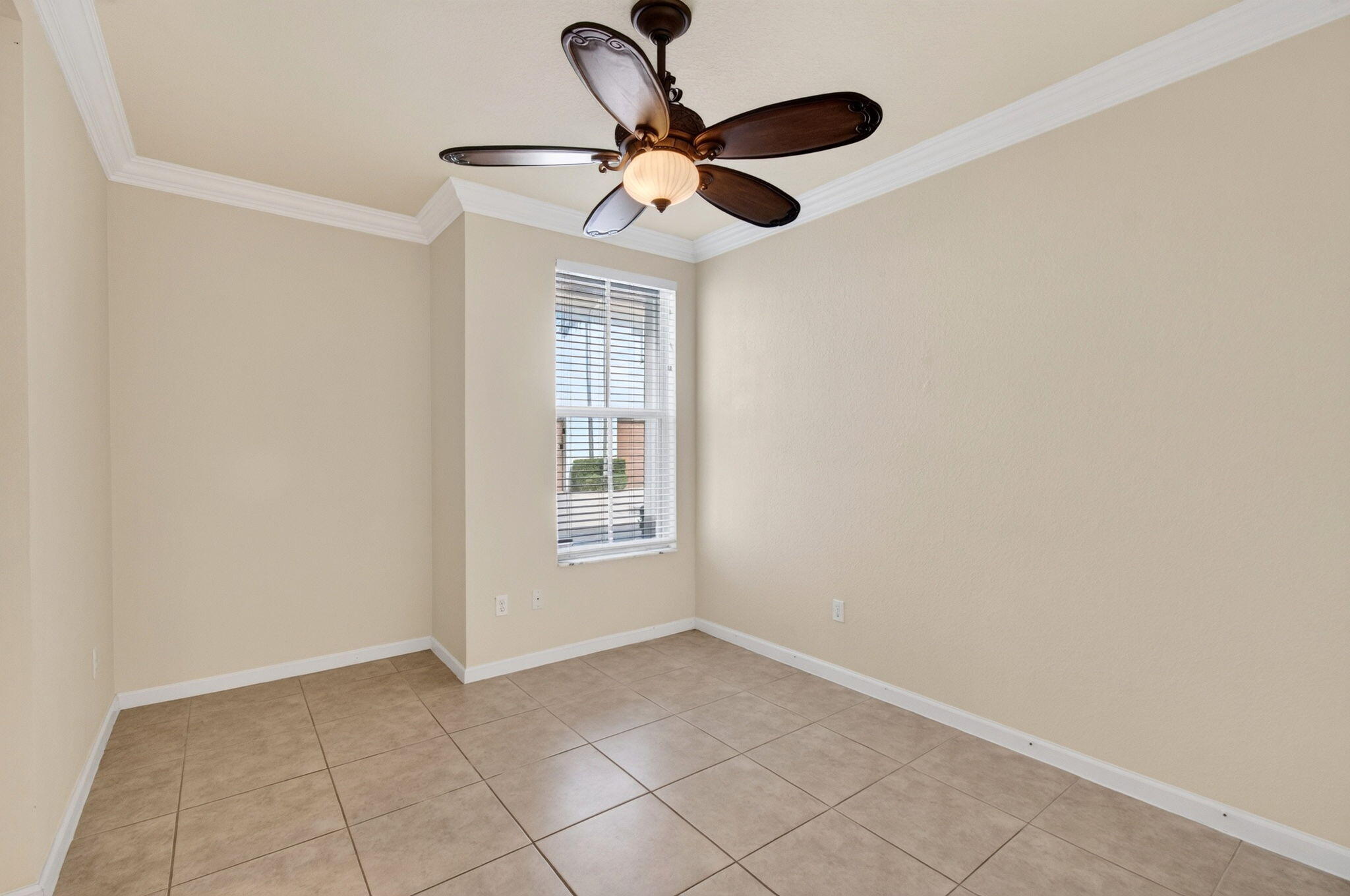 PALOMA LAKES CONDOMINIUM NO 1 - Residential