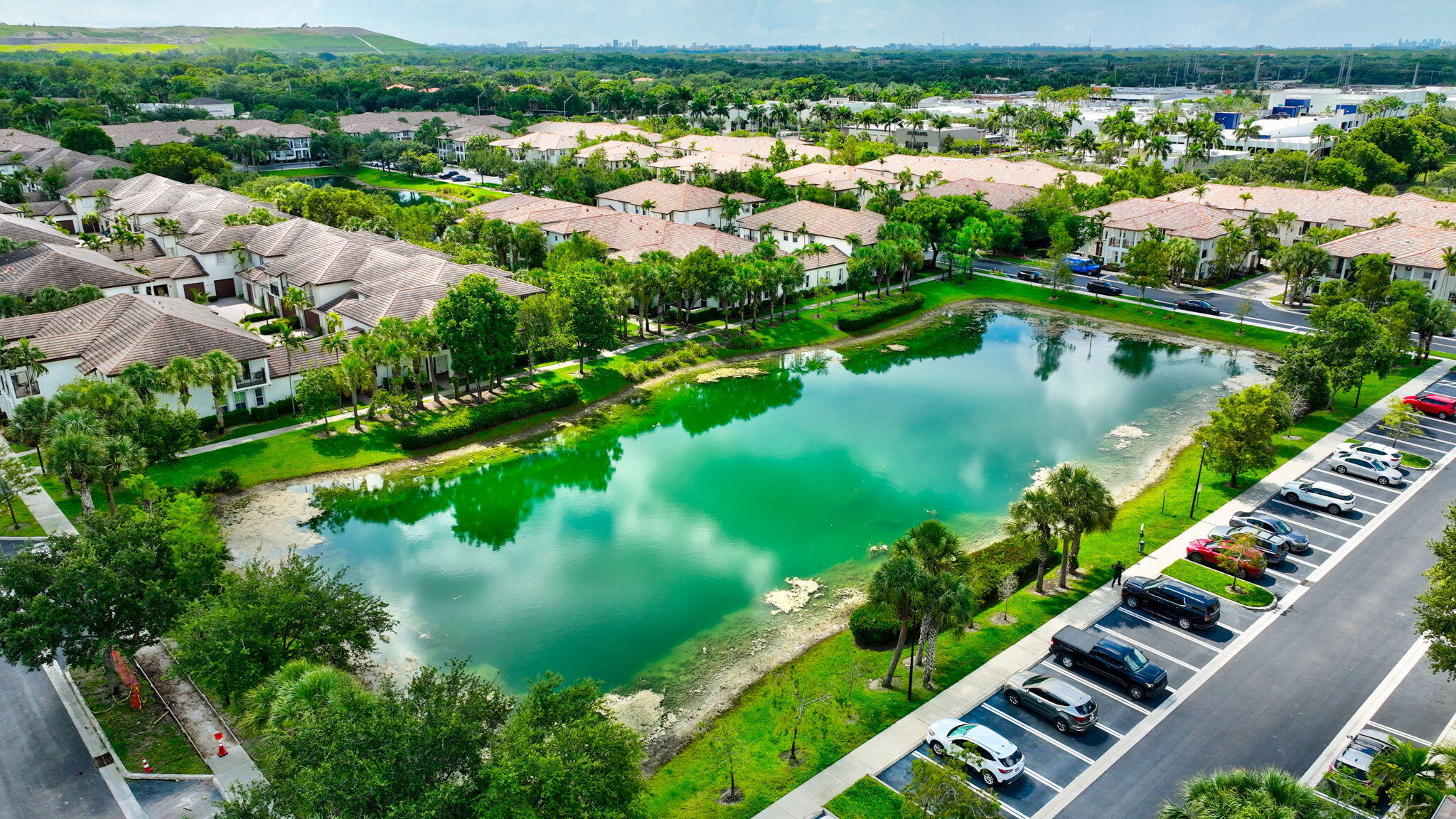 PALOMA LAKES CONDOMINIUM NO 1 - Residential