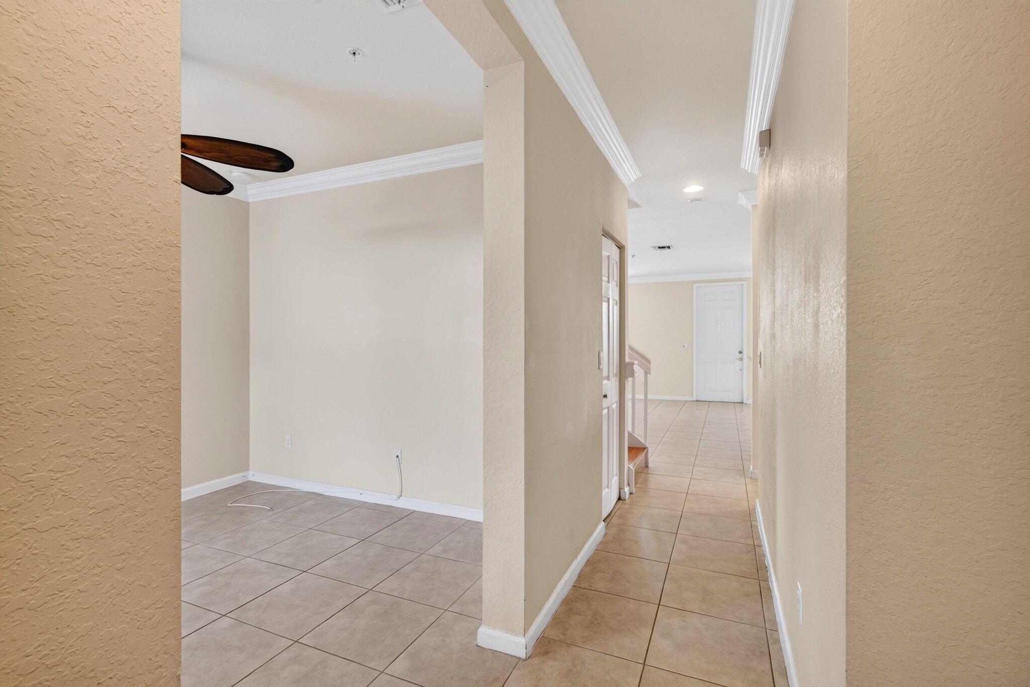 PALOMA LAKES CONDOMINIUM NO 1 - Residential