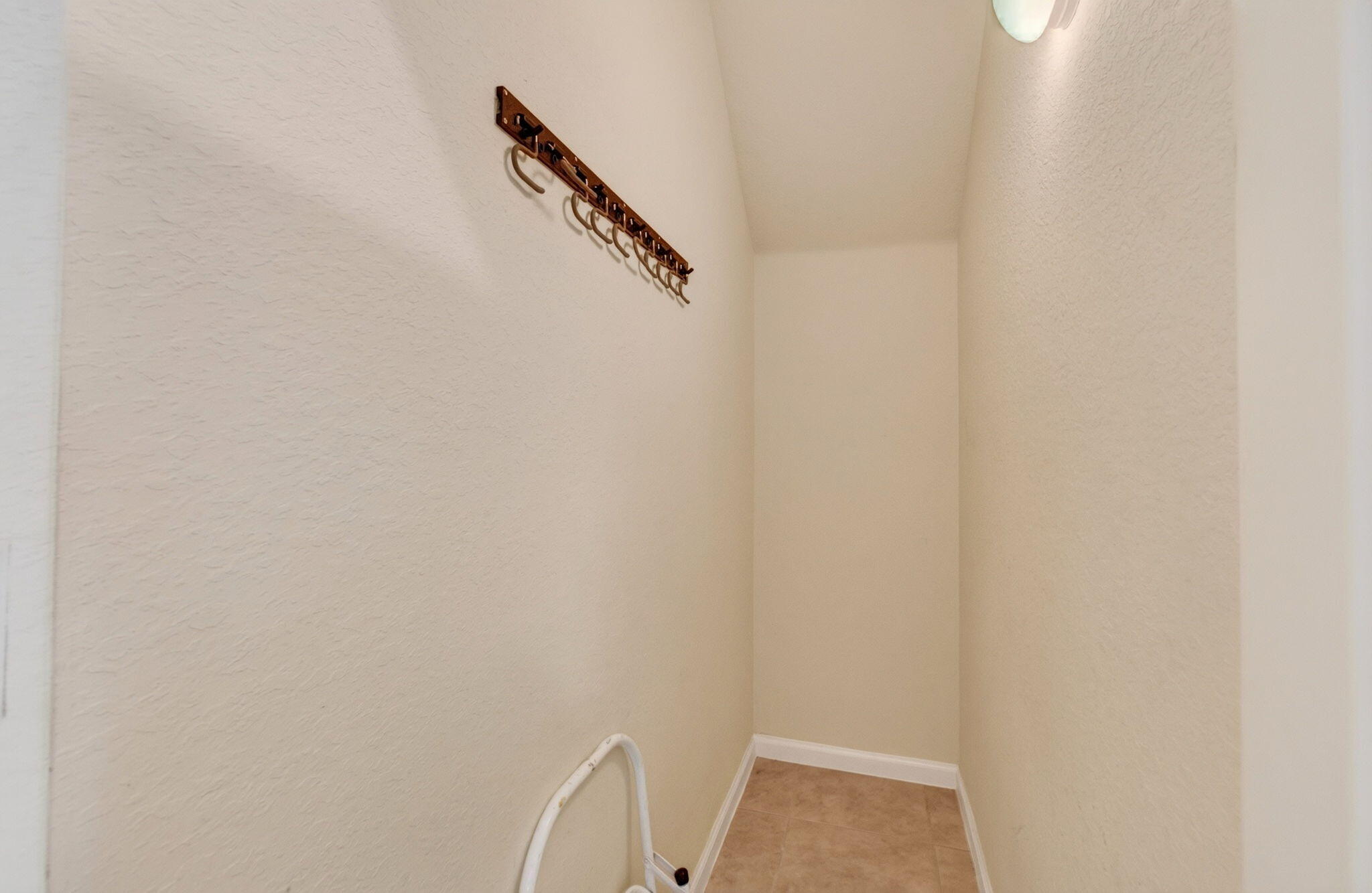 PALOMA LAKES CONDOMINIUM NO 1 - Residential
