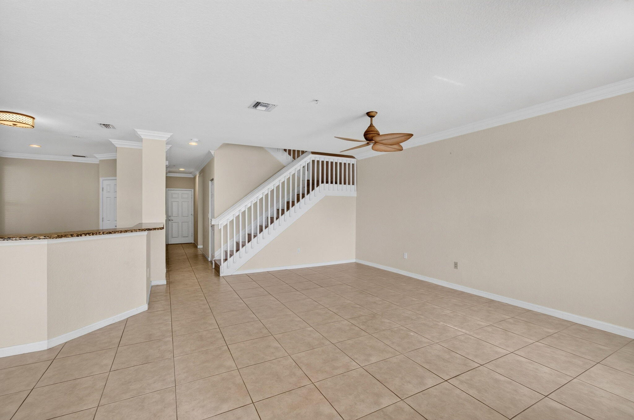 PALOMA LAKES CONDOMINIUM NO 1 - Residential