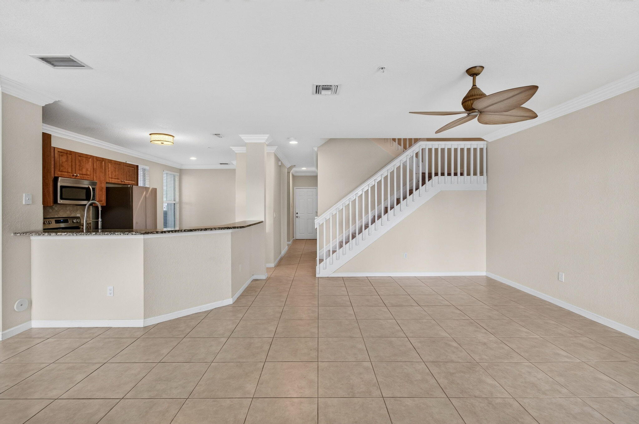 PALOMA LAKES CONDOMINIUM NO 1 - Residential