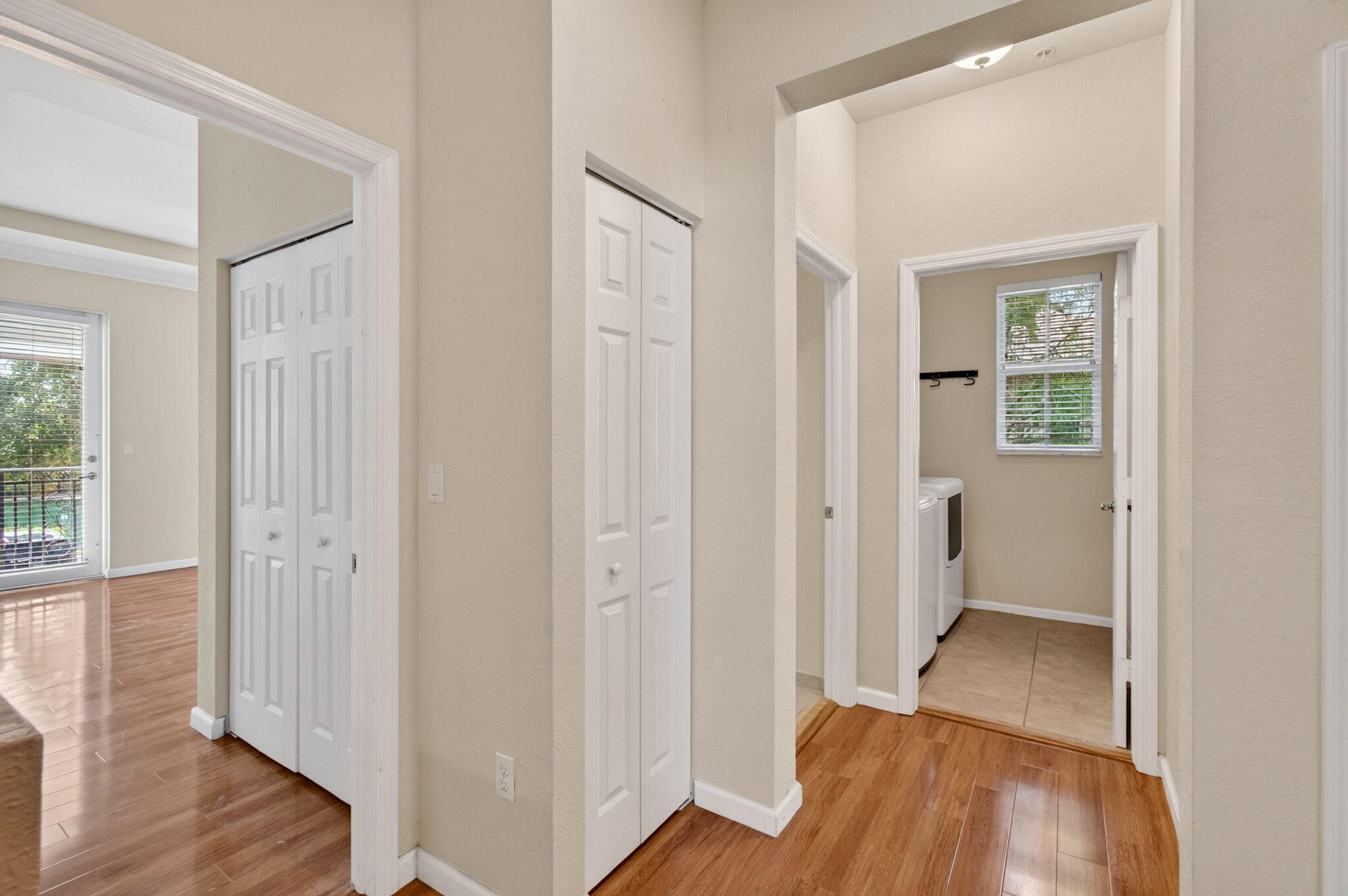 PALOMA LAKES CONDOMINIUM NO 1 - Residential