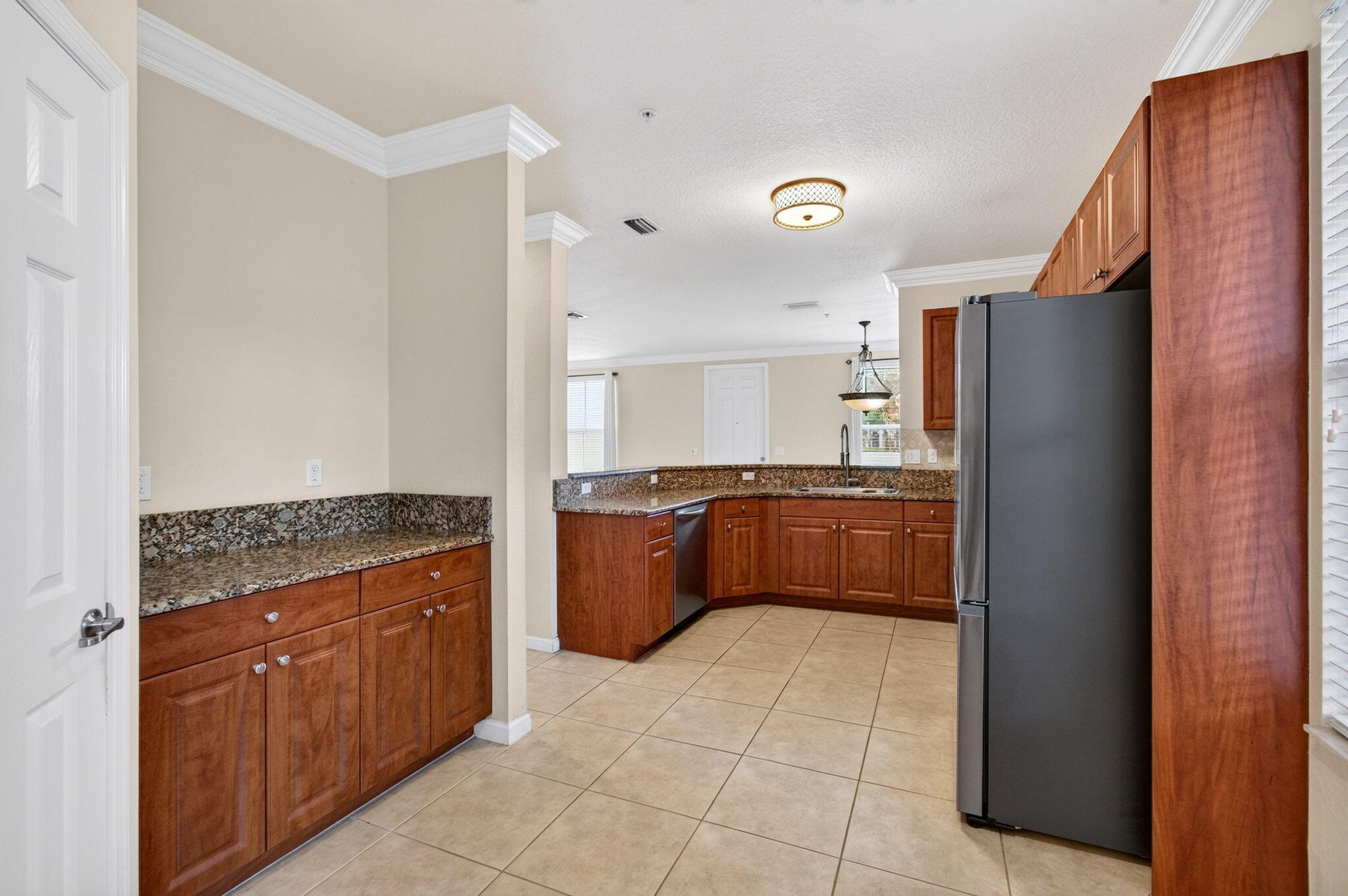 PALOMA LAKES CONDOMINIUM NO 1 - Residential