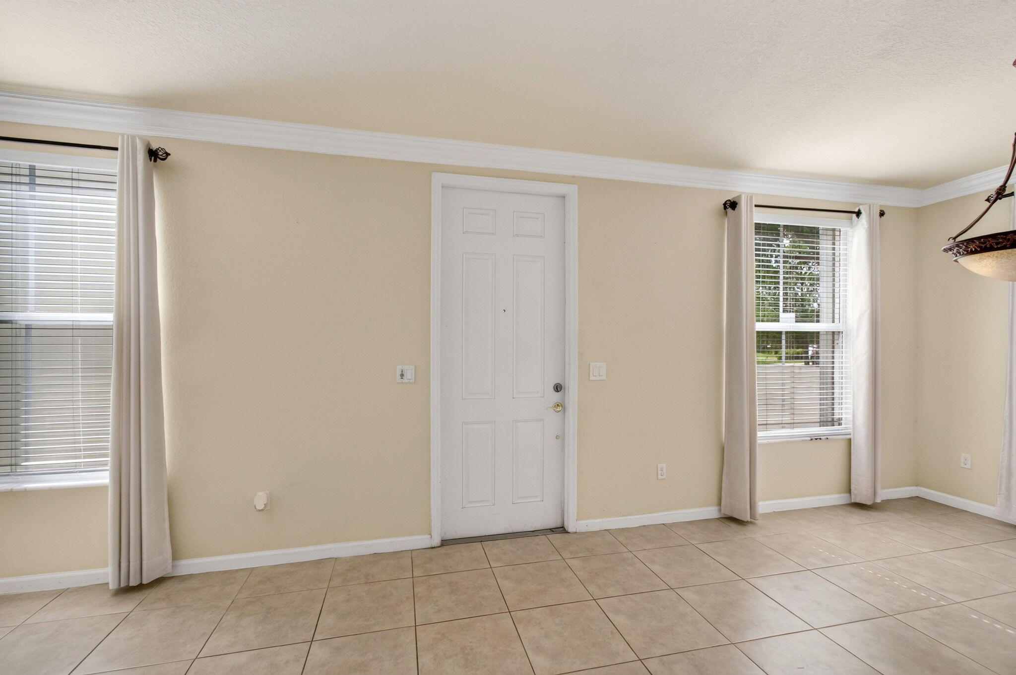 PALOMA LAKES CONDOMINIUM NO 1 - Residential