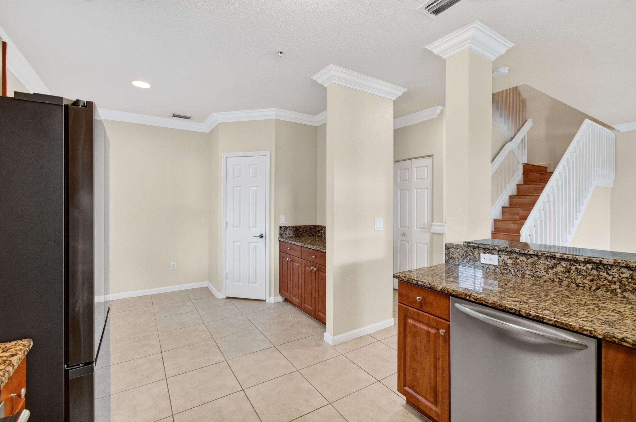 PALOMA LAKES CONDOMINIUM NO 1 - Residential
