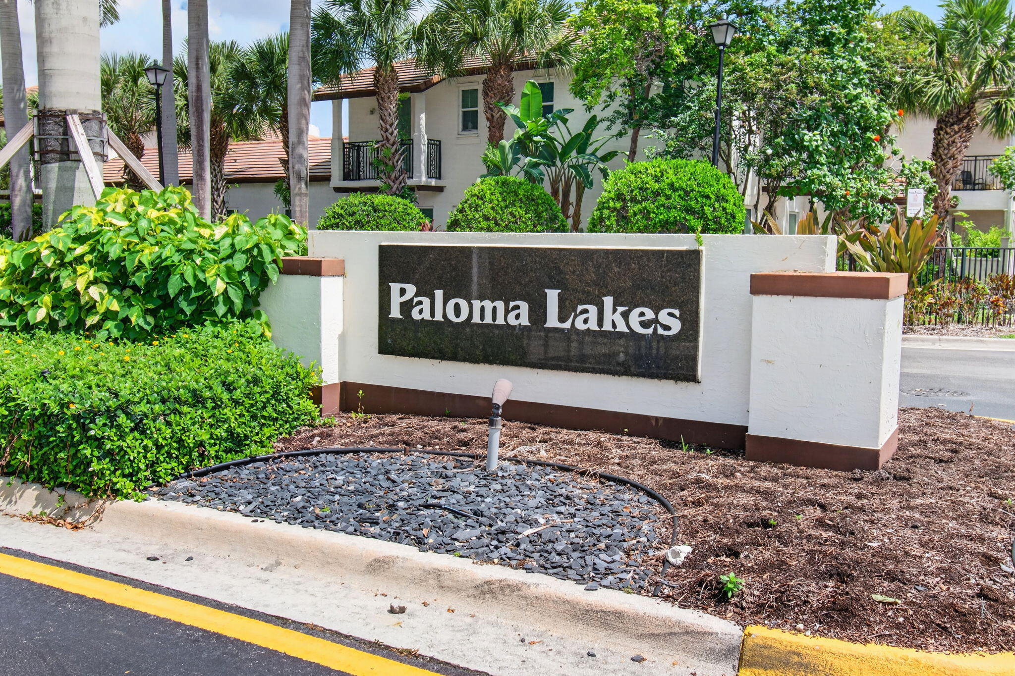 PALOMA LAKES CONDOMINIUM NO 1 - Residential