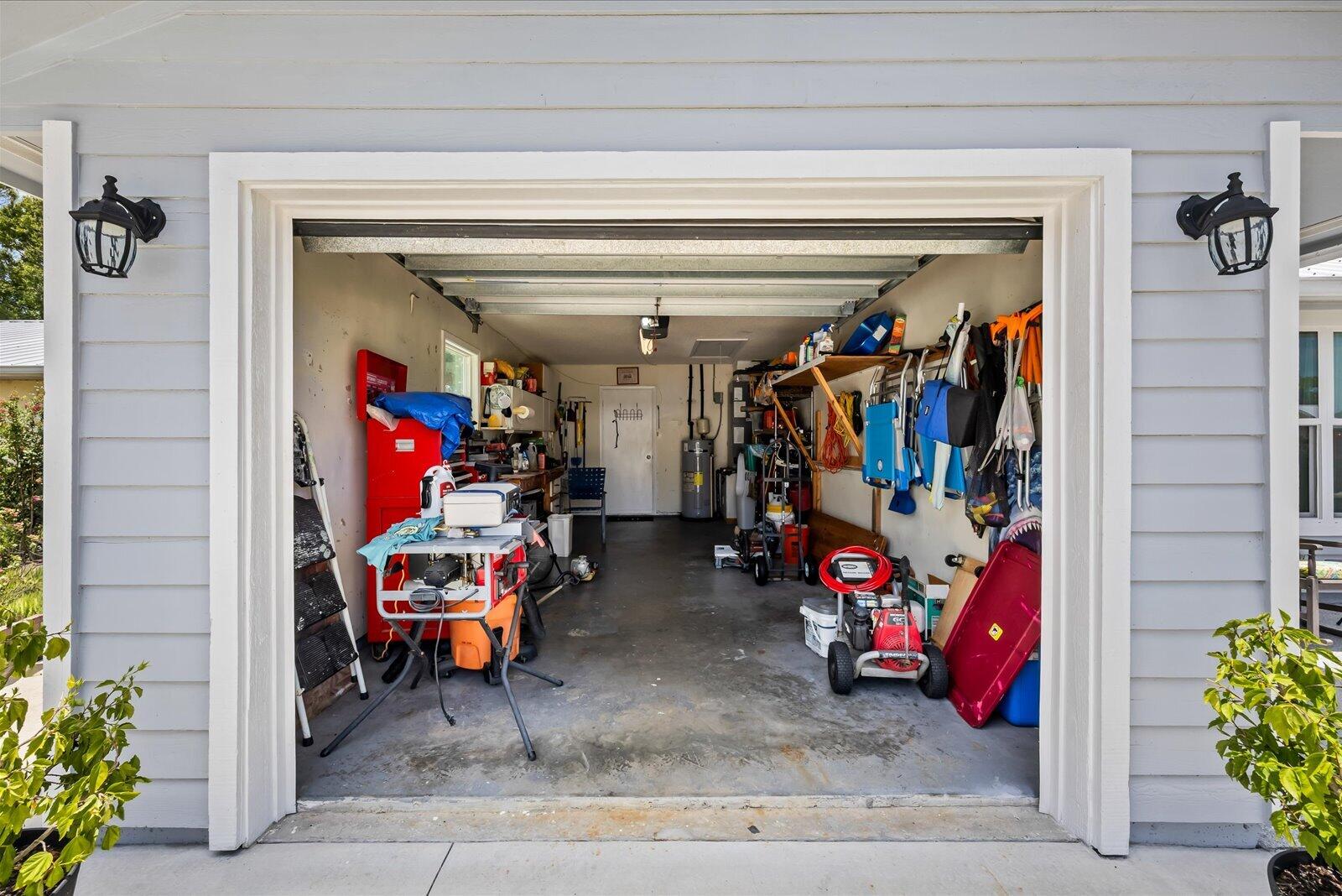 INDIAN RIVER HEIGHTS UNIT 1 - Residential Lease