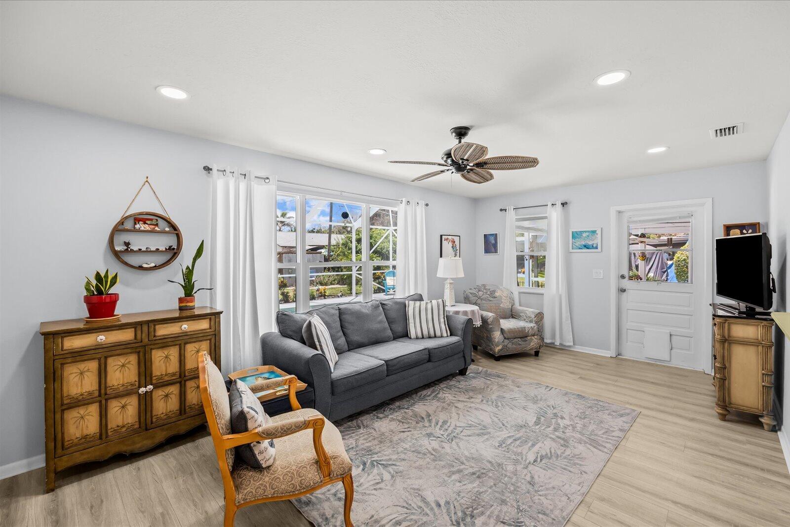 INDIAN RIVER HEIGHTS UNIT 1 - Residential Lease