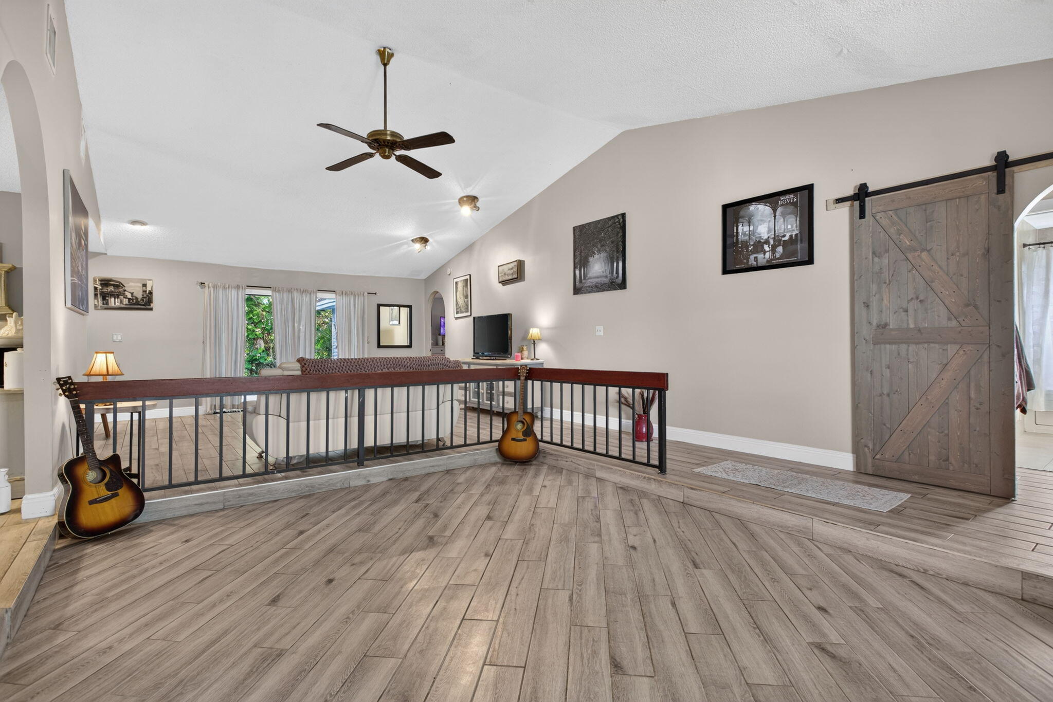 CYPRESS RUN - Residential