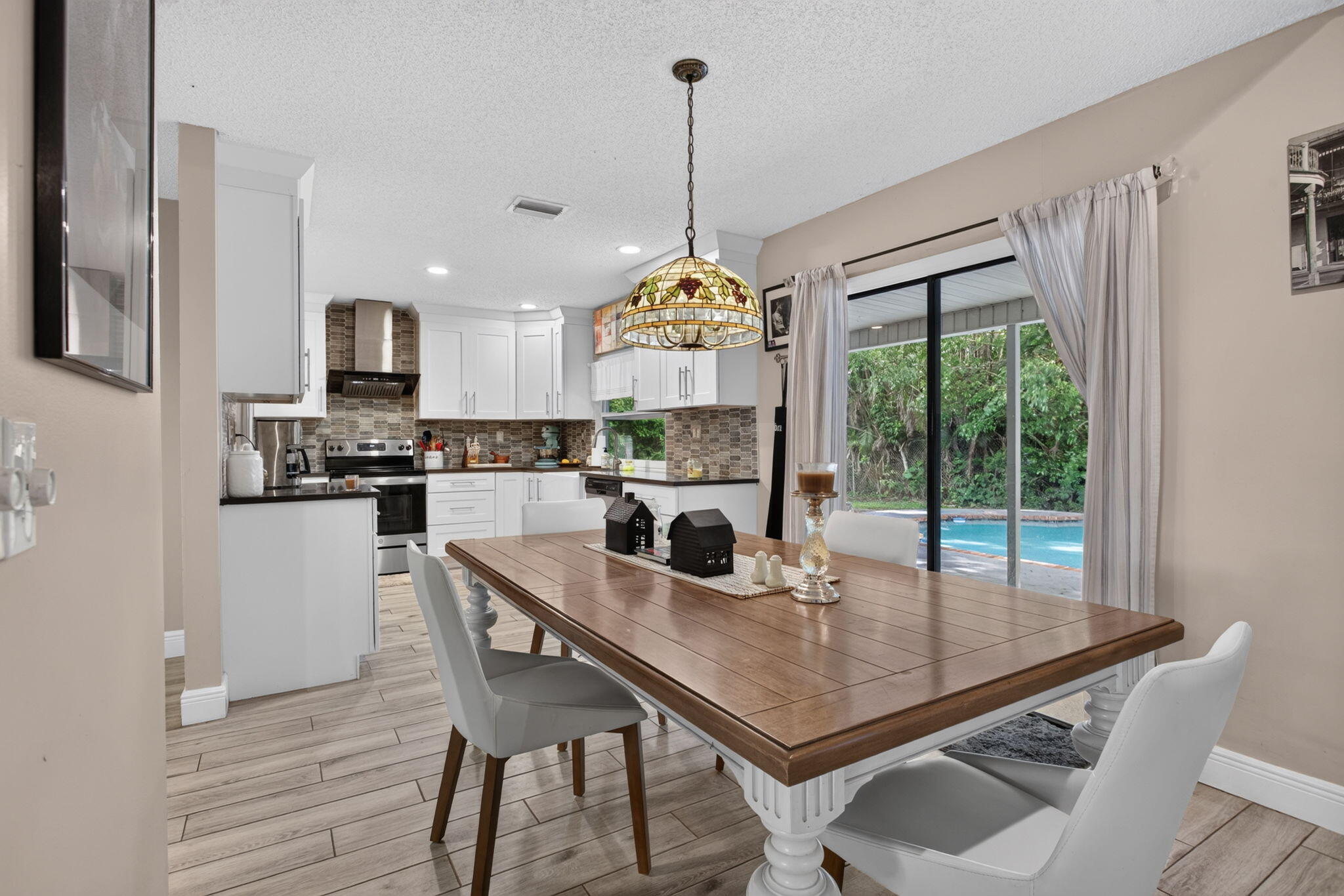 CYPRESS RUN - Residential