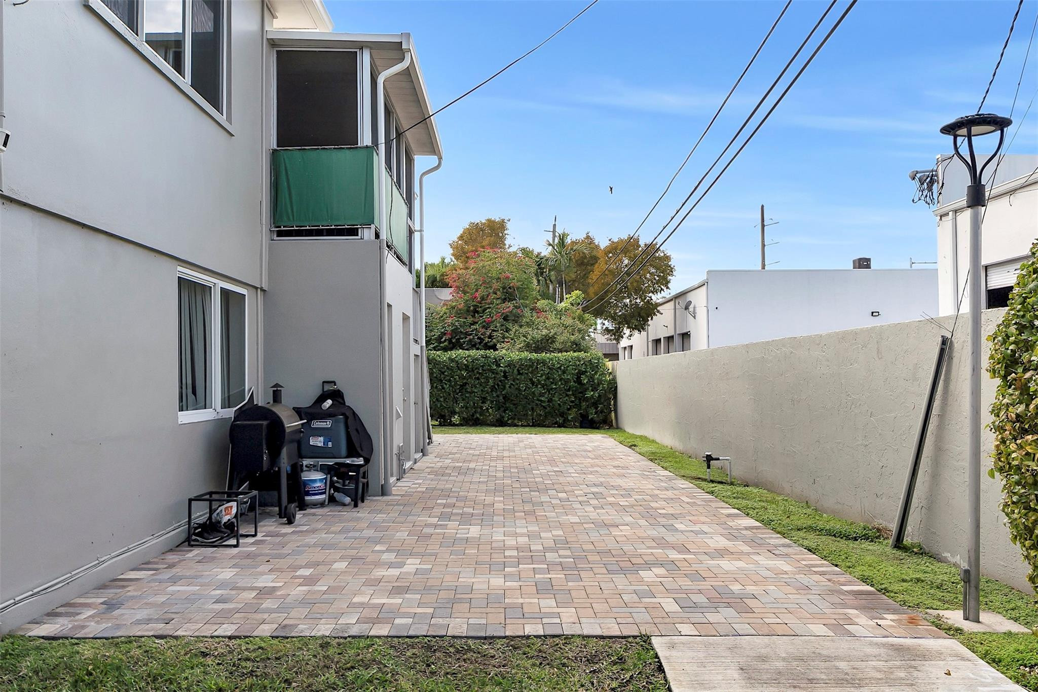 The Colonial Condo - Residential Lease