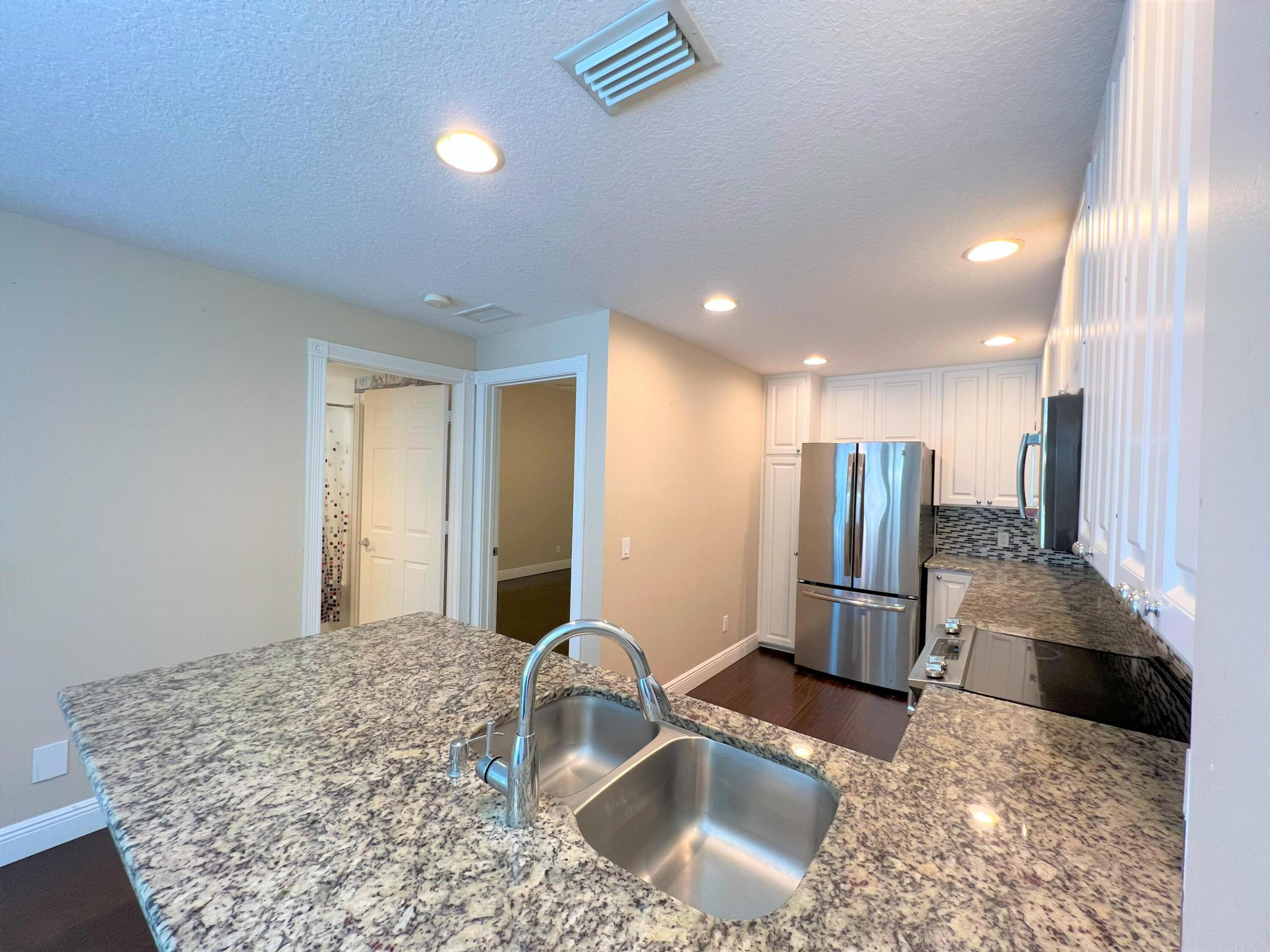 TUSCANY AT ABACOA 2 - Residential Lease