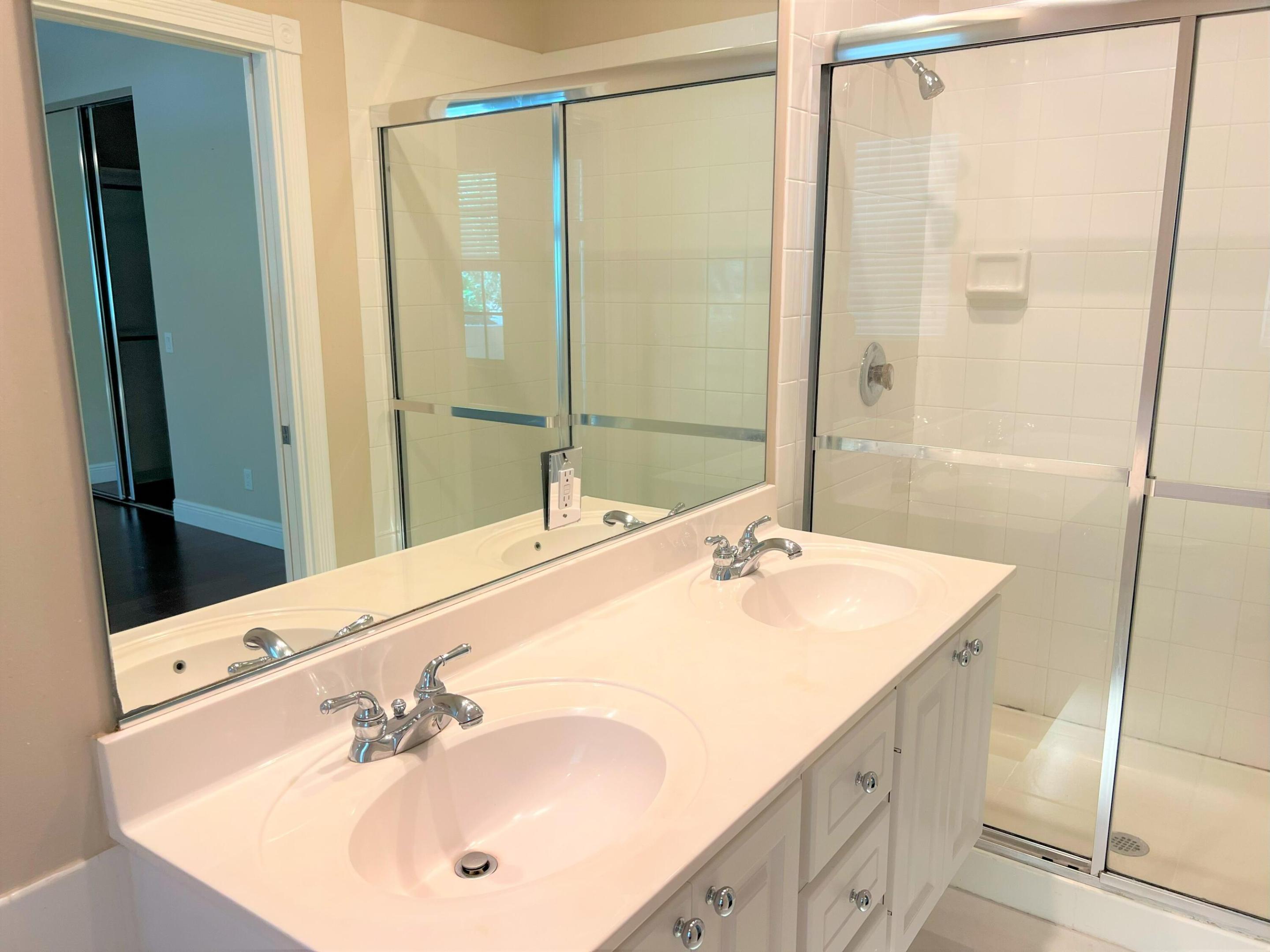 TUSCANY AT ABACOA 2 - Residential Lease