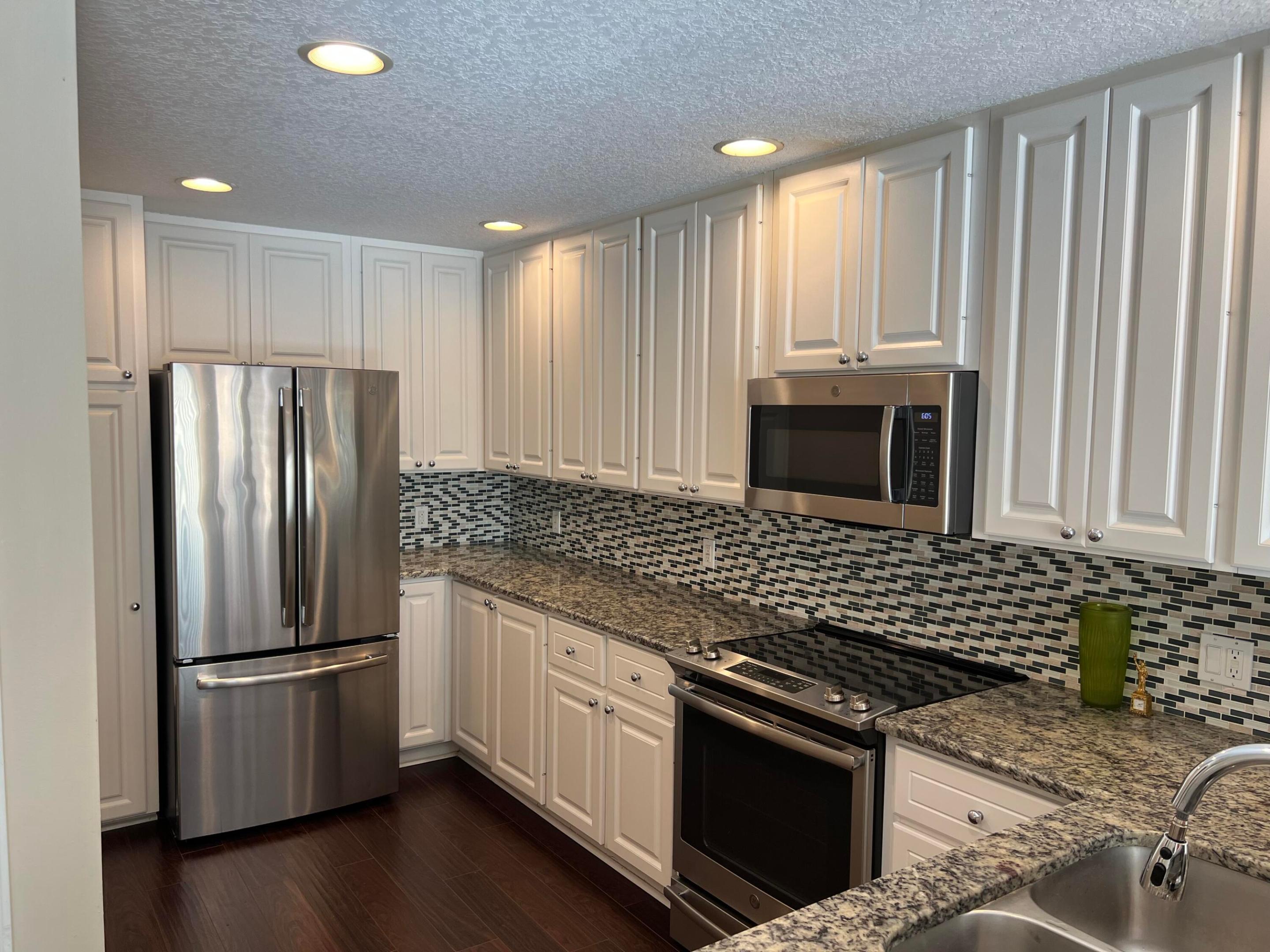 TUSCANY AT ABACOA 2 - Residential Lease