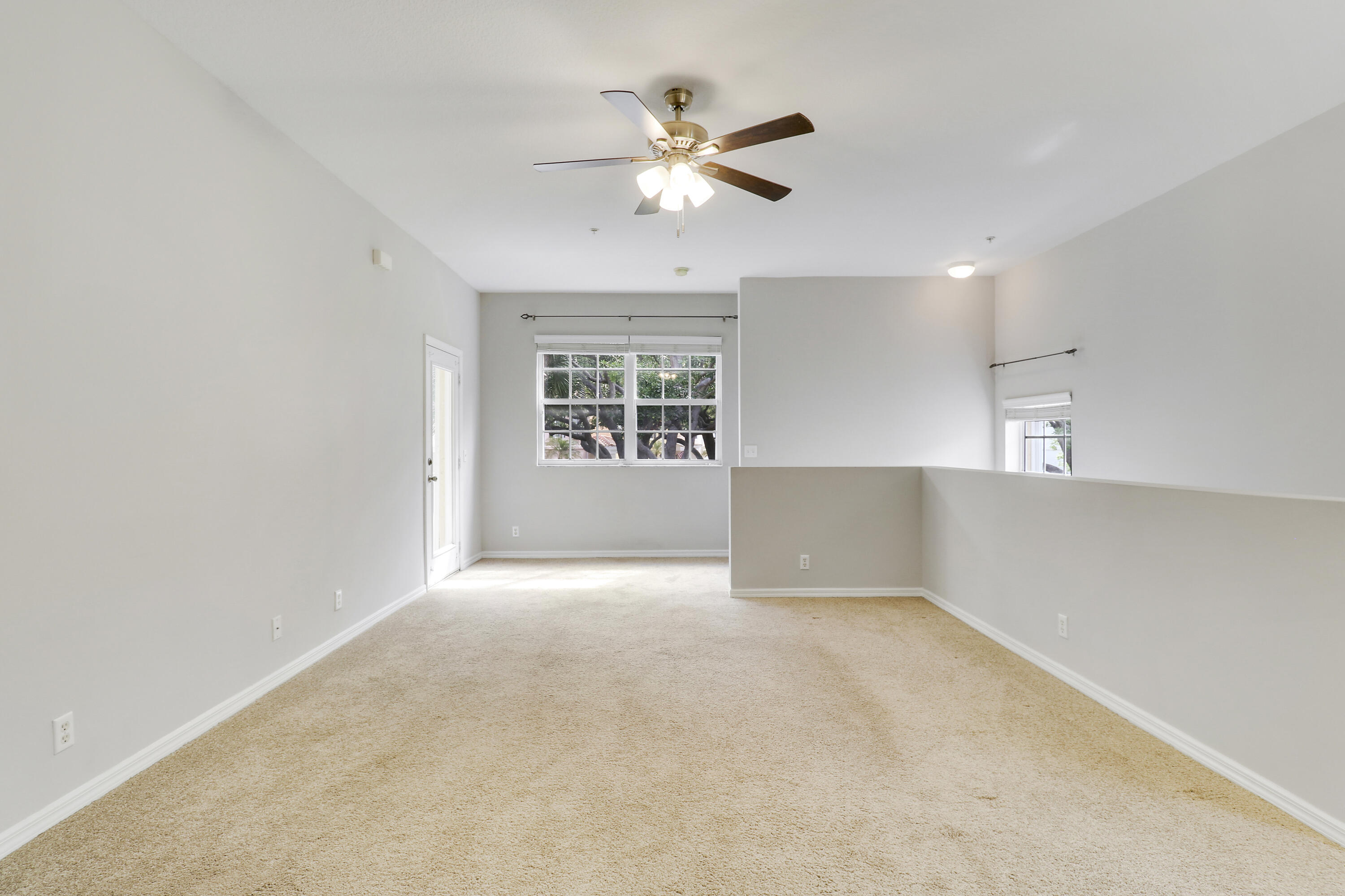 TEQUESTA TRACE CONDO - Residential
