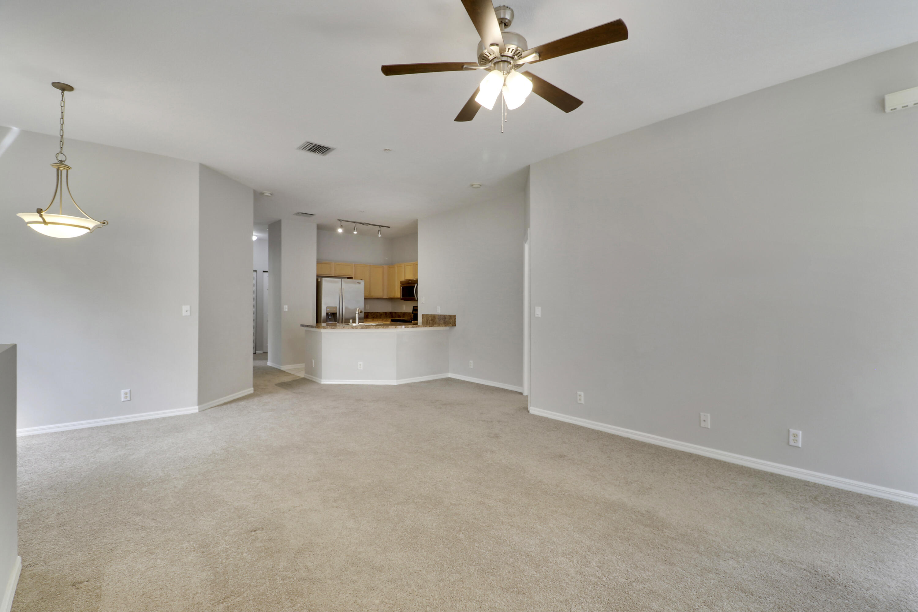 TEQUESTA TRACE CONDO - Residential