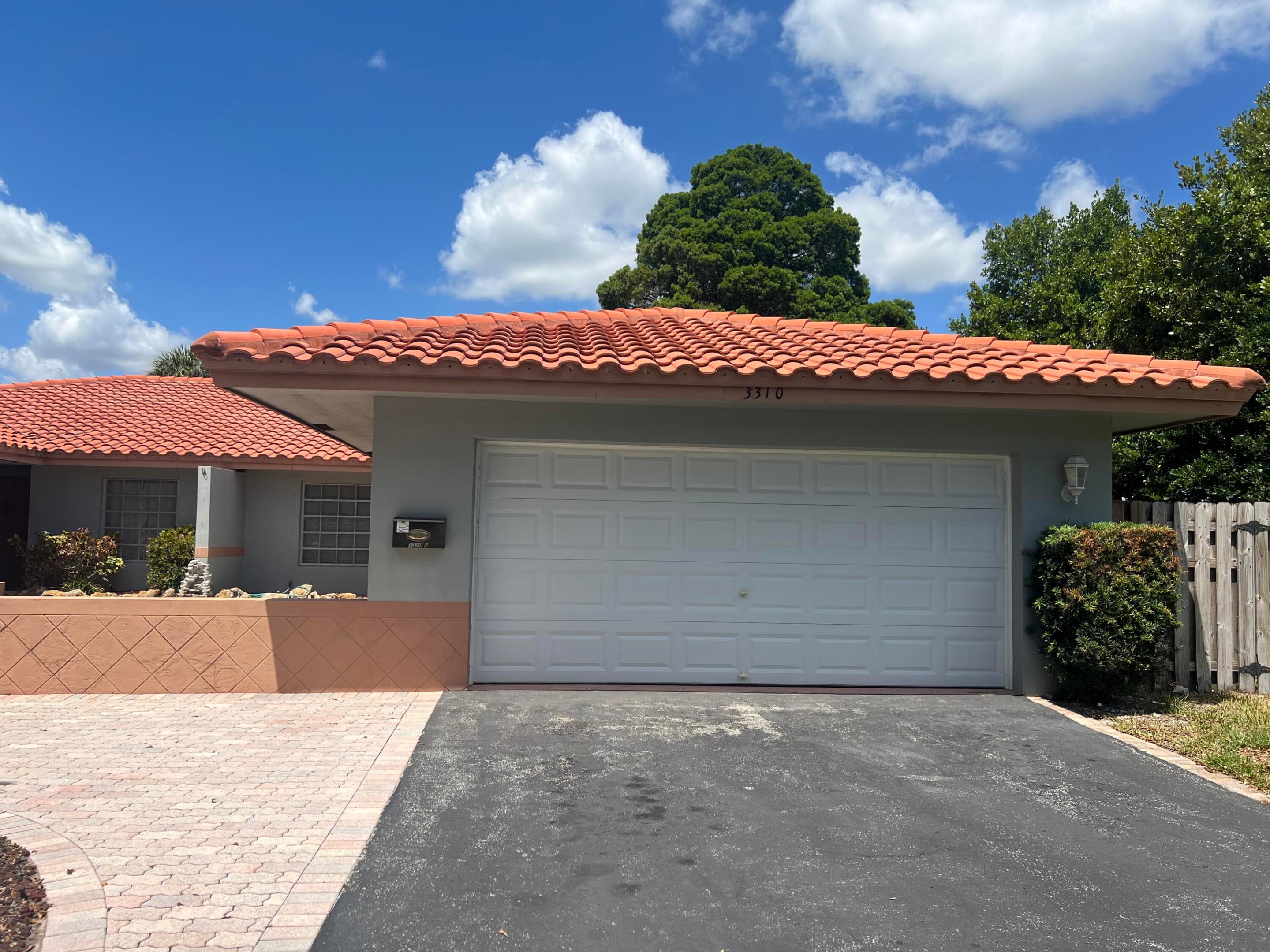 CORAL SPRINGS VILLAGE GREEN - Residential Income
