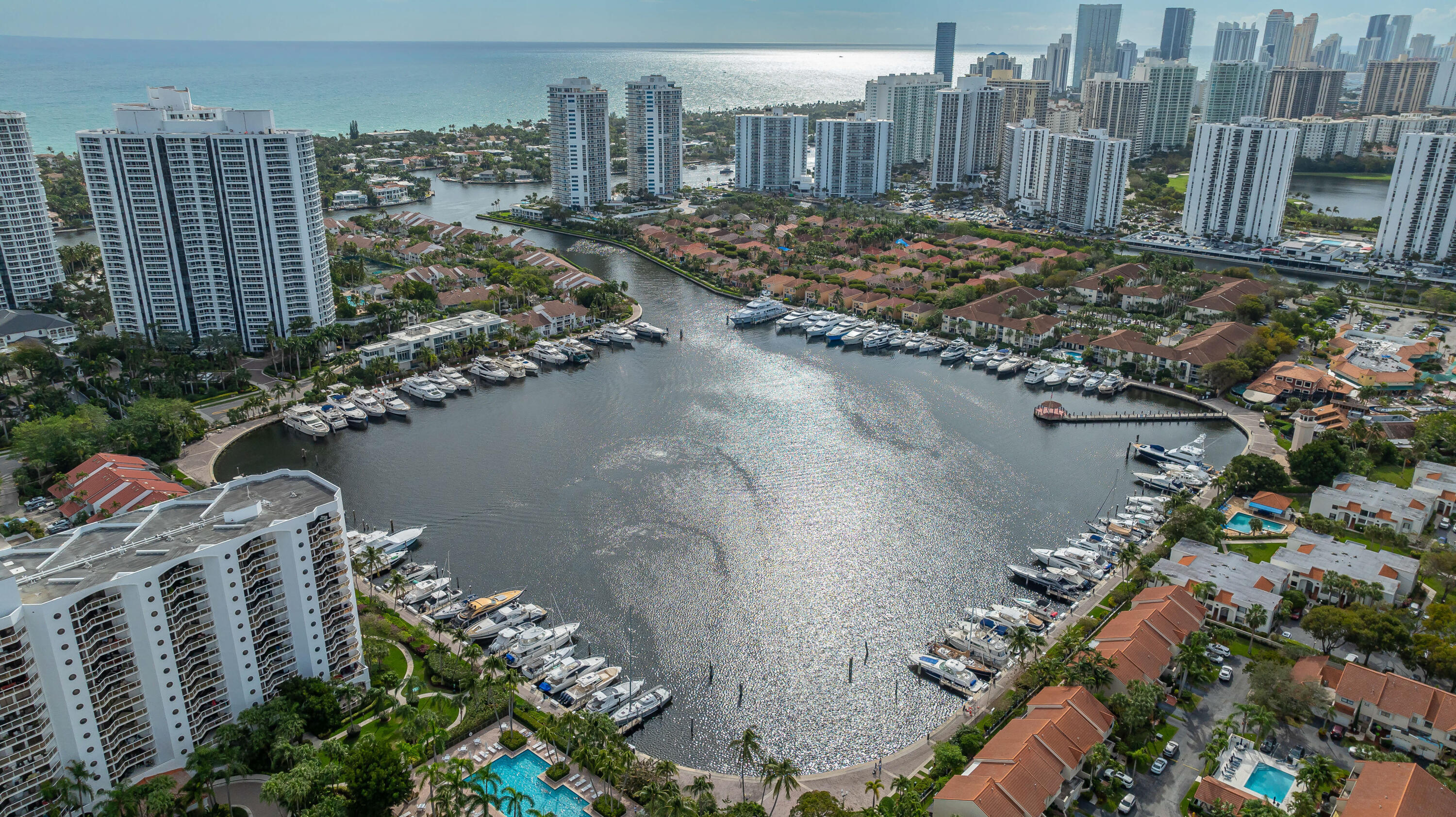 MARINER VILLAGE GARDEN CONDO # 6 - Residential Lease
