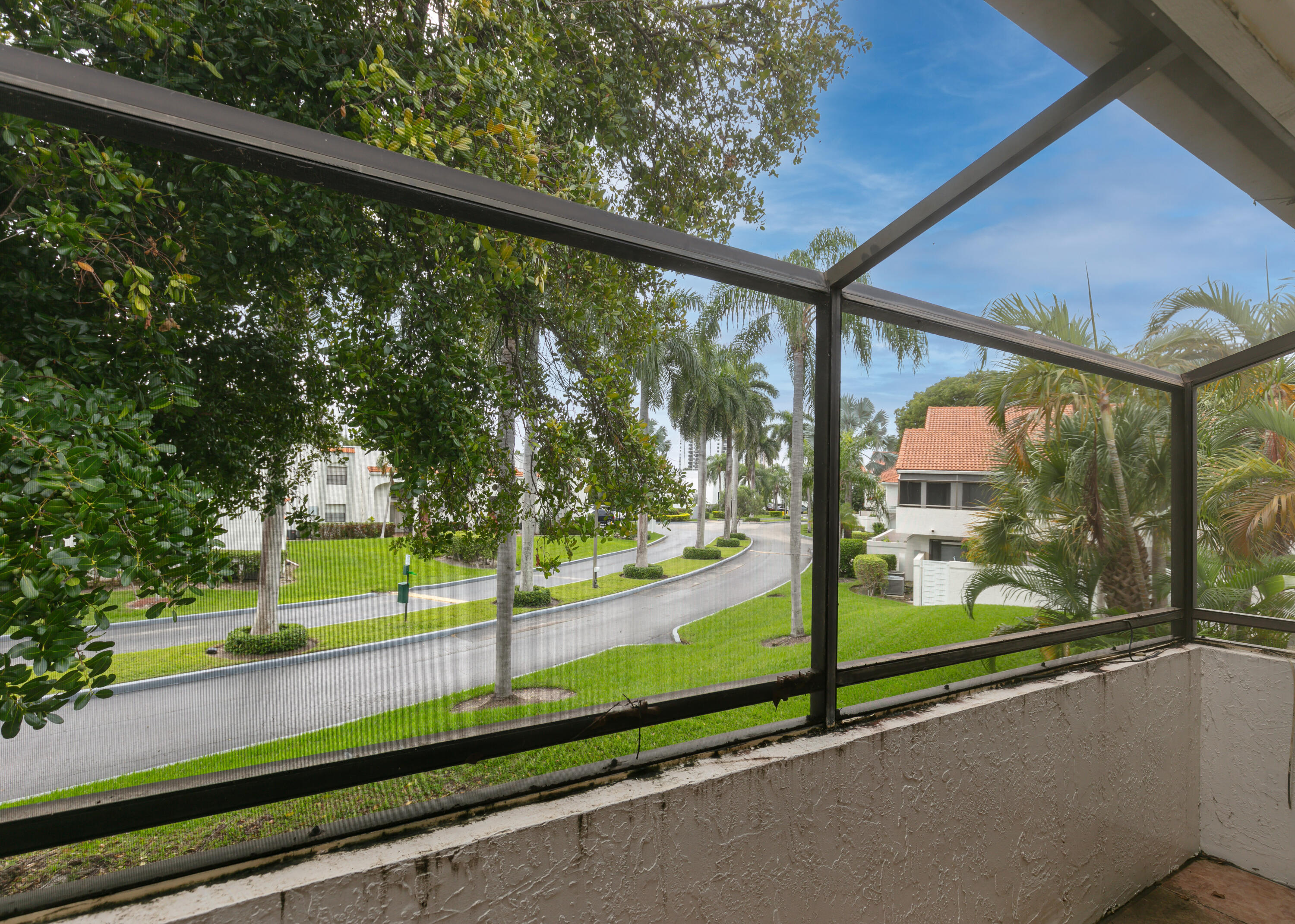 MARINER VILLAGE GARDEN CONDO # 6 - Residential Lease