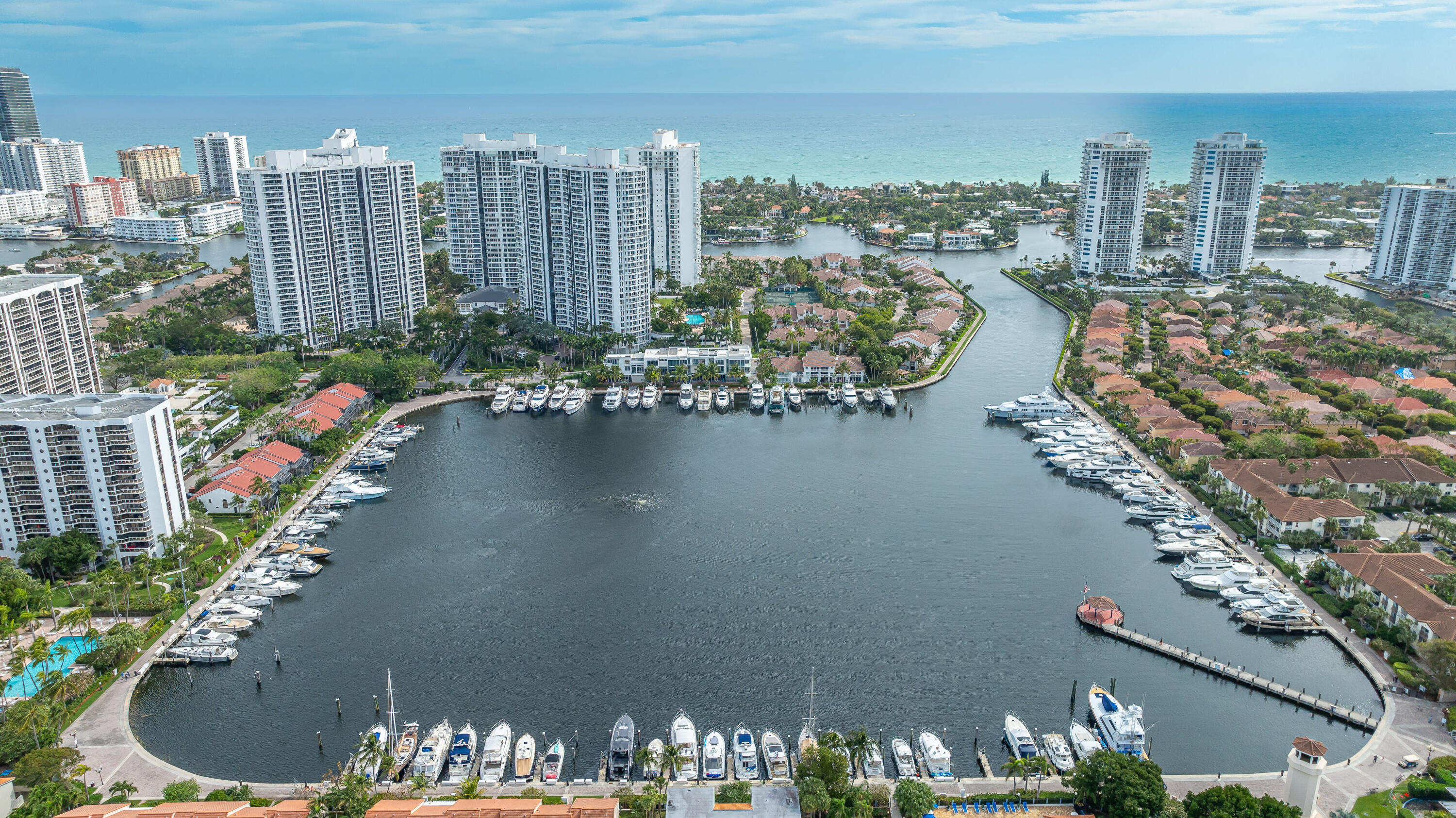 MARINER VILLAGE GARDEN CONDO # 6 - Residential Lease