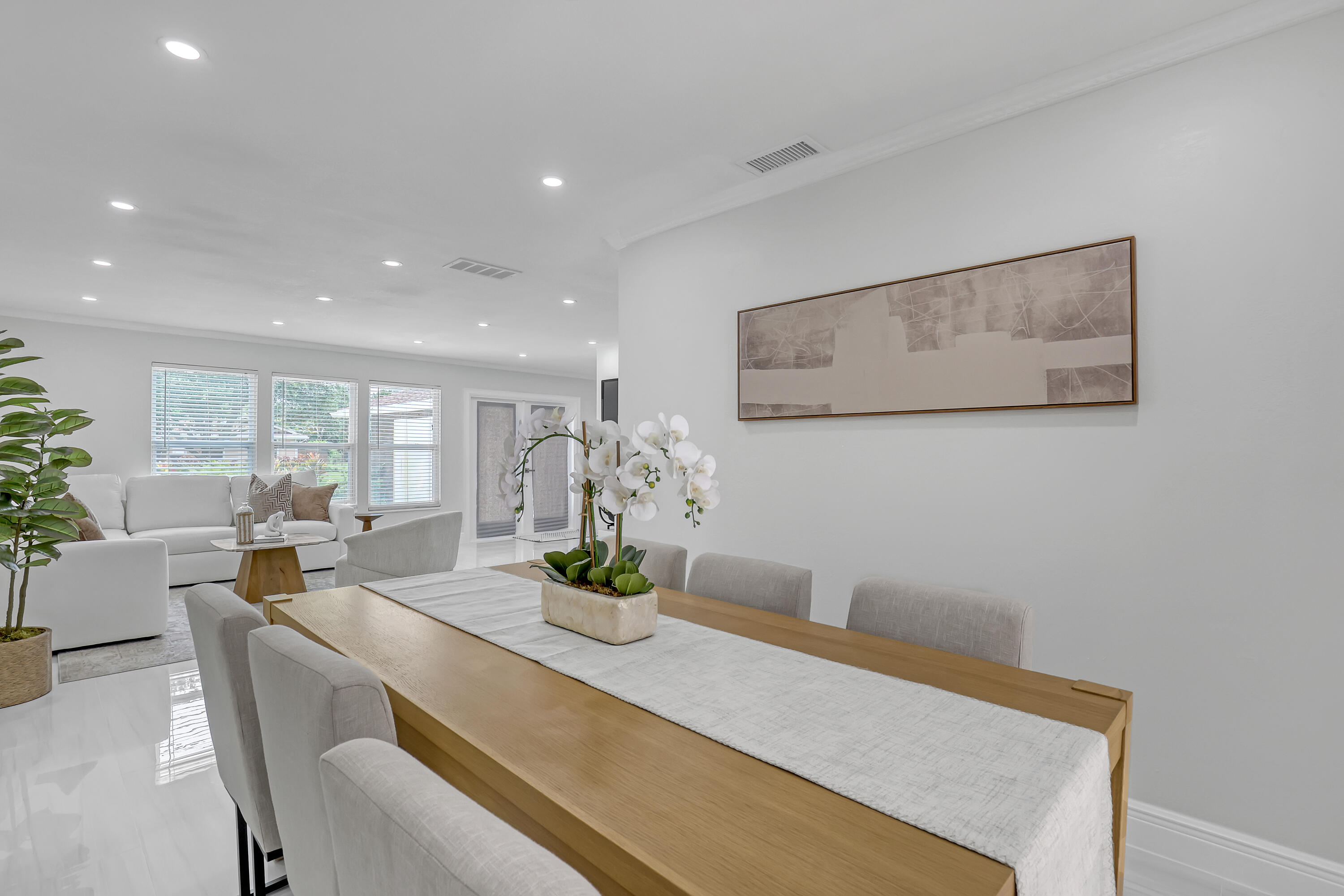 LITTLE OAKS - Residential
