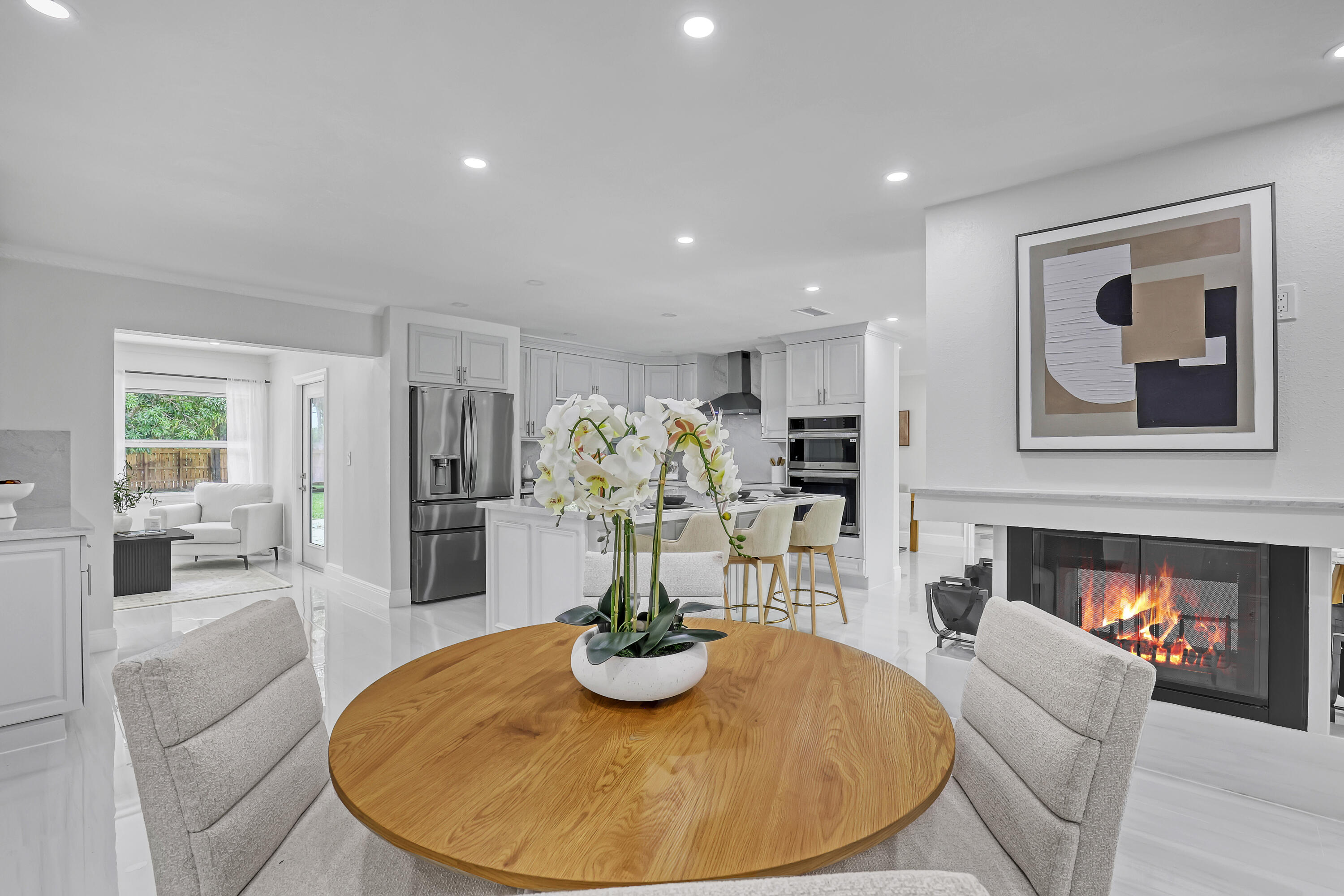 LITTLE OAKS - Residential