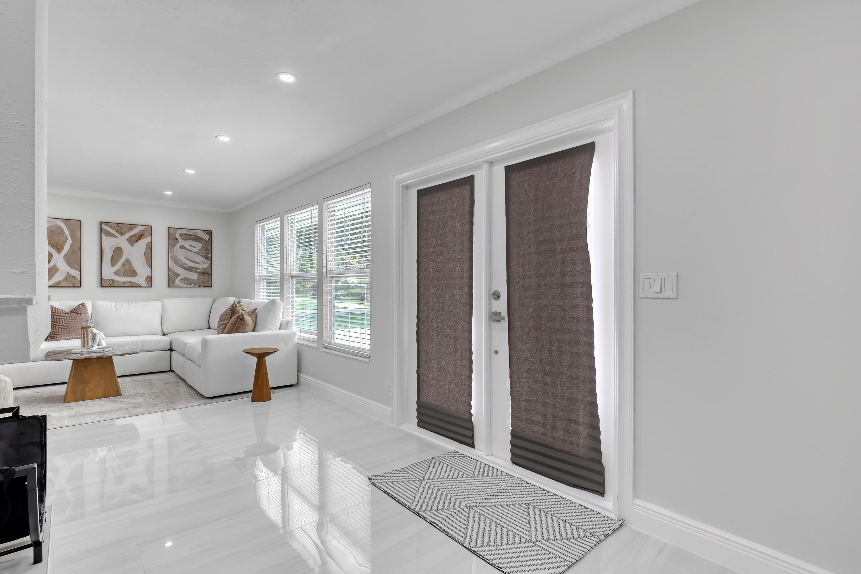 LITTLE OAKS - Residential