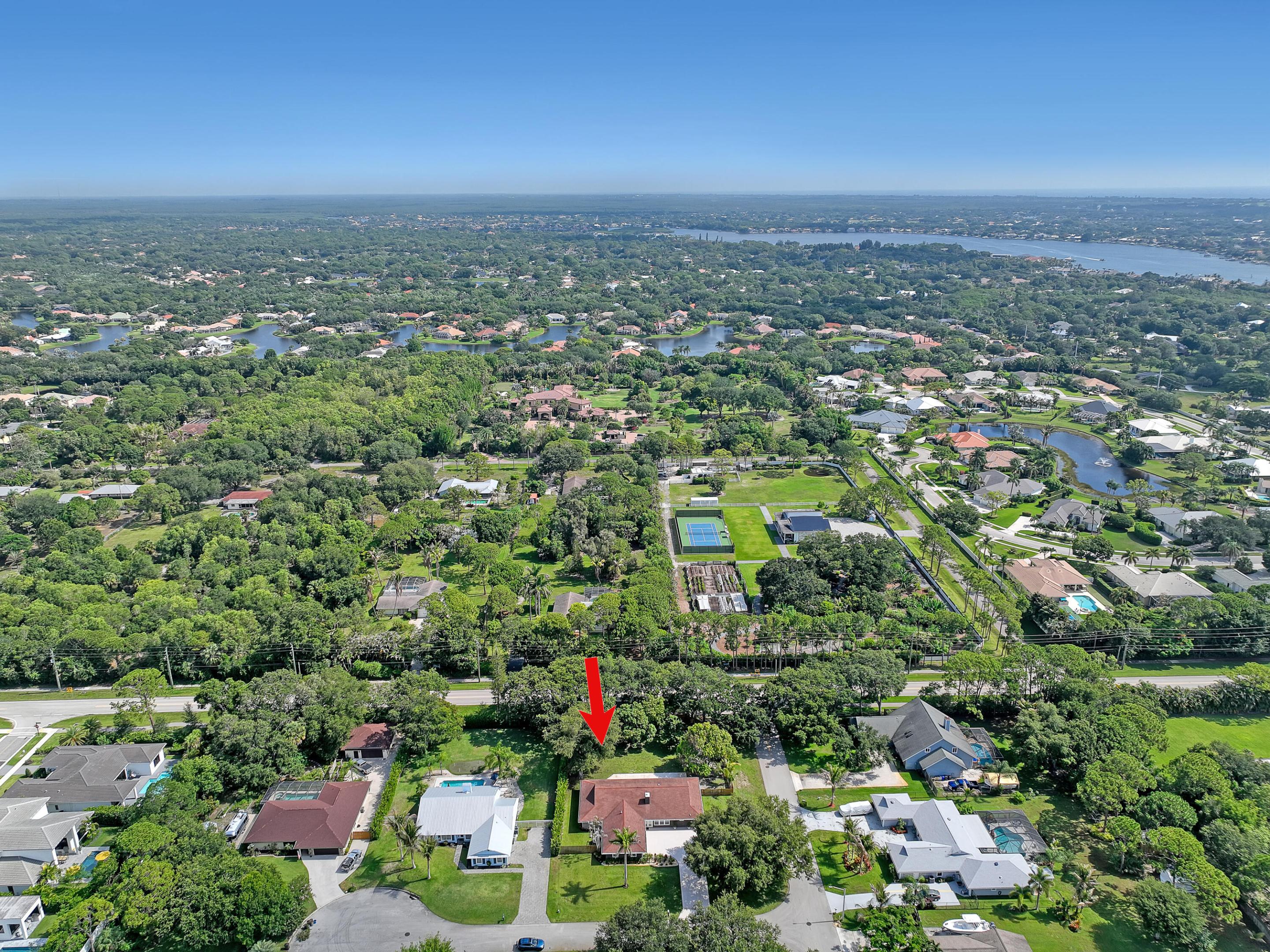 LITTLE OAKS - Residential