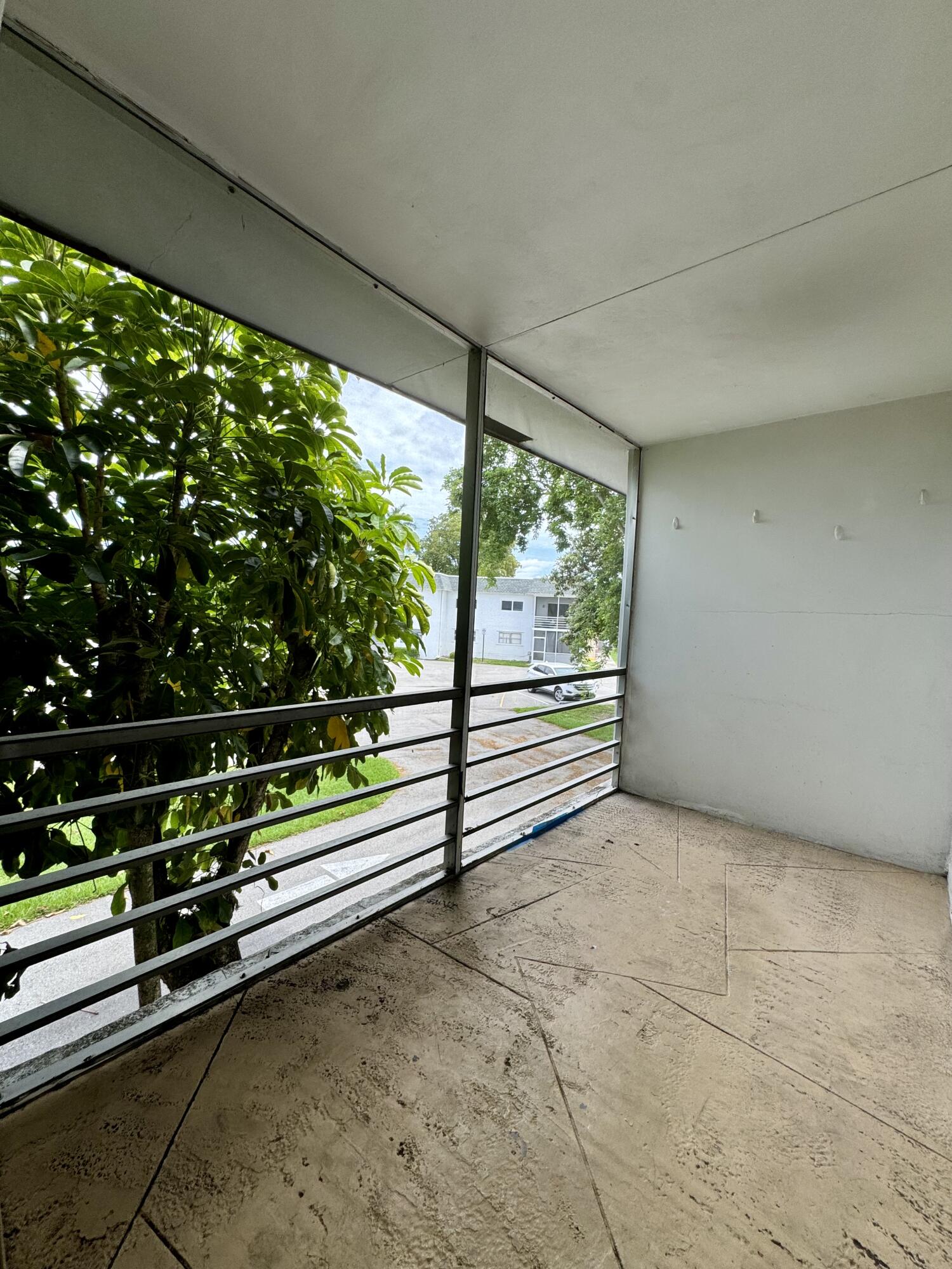 MARGATE VILLAGE PHASE I CONDO - Residential Lease