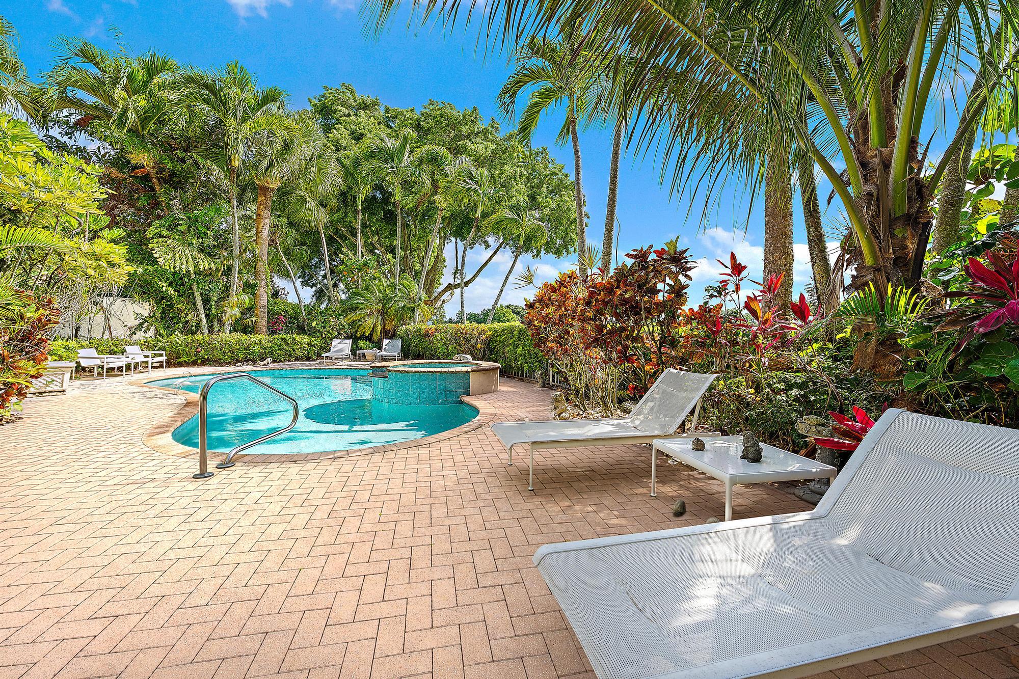 IBIS GOLF AND COUNTRY CLUB 16 - Residential Lease