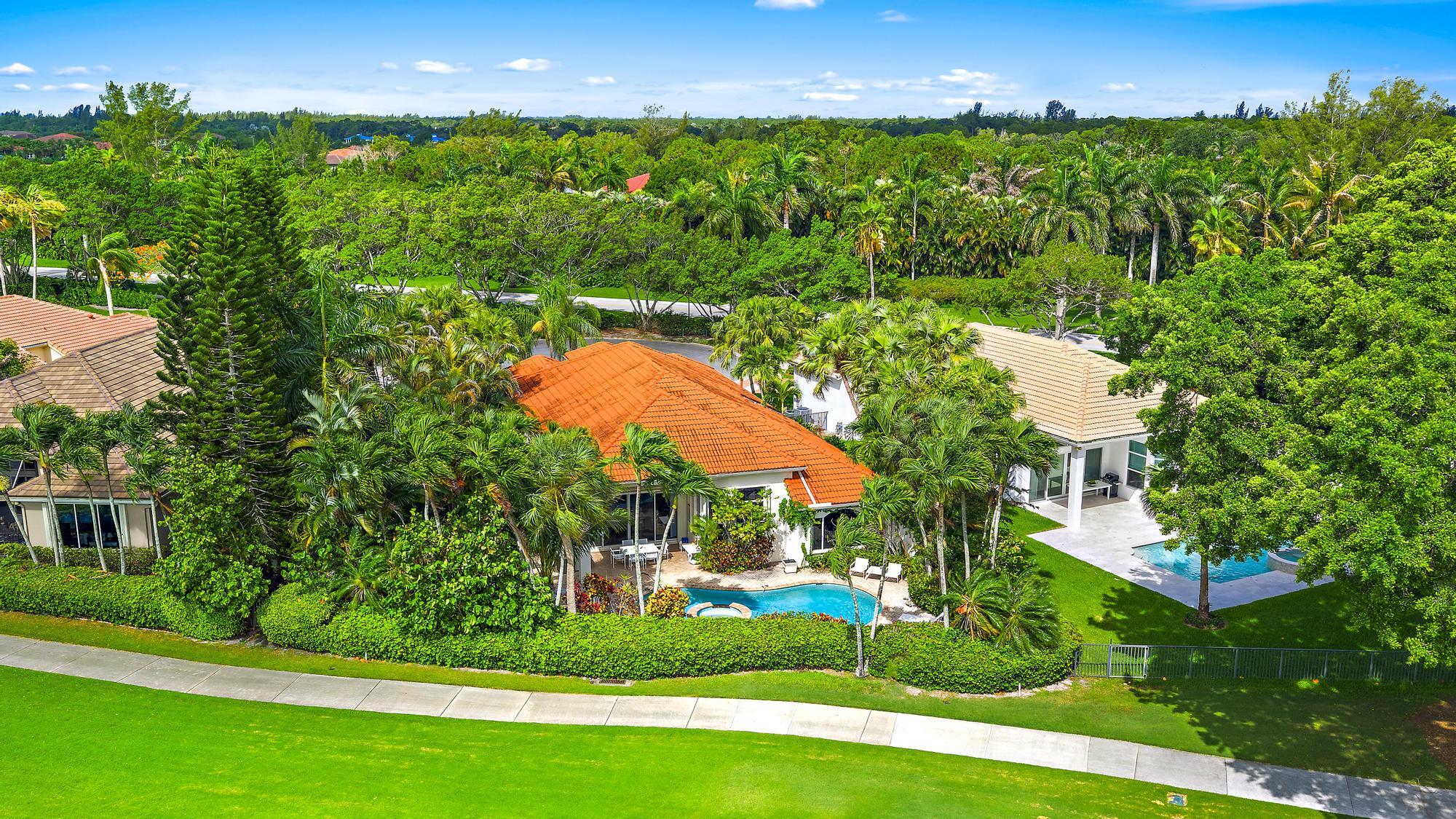 IBIS GOLF AND COUNTRY CLUB 16 - Residential Lease