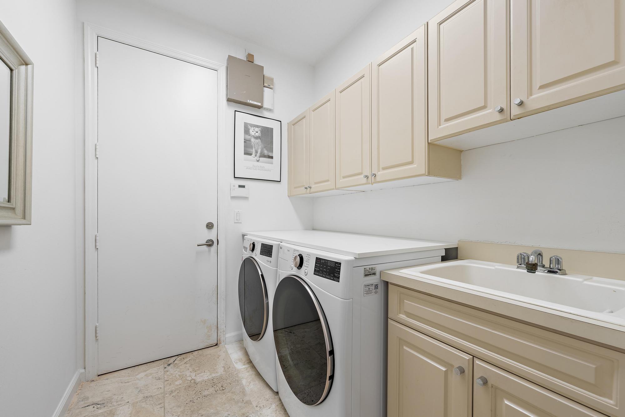 IBIS GOLF AND COUNTRY CLUB 16 - Residential Lease