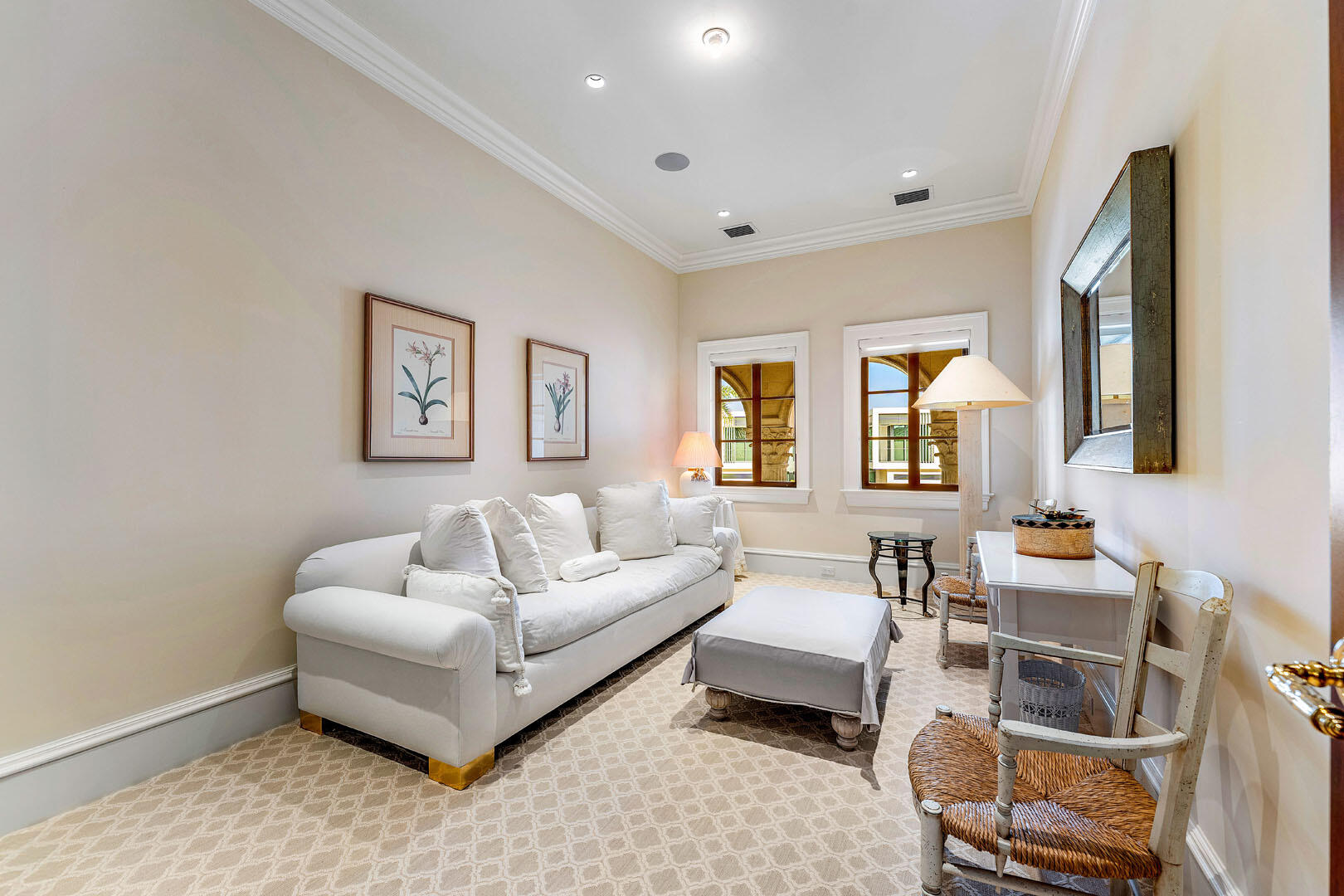 ROYAL PALM YACHT & COUNTRY CLUB - Residential