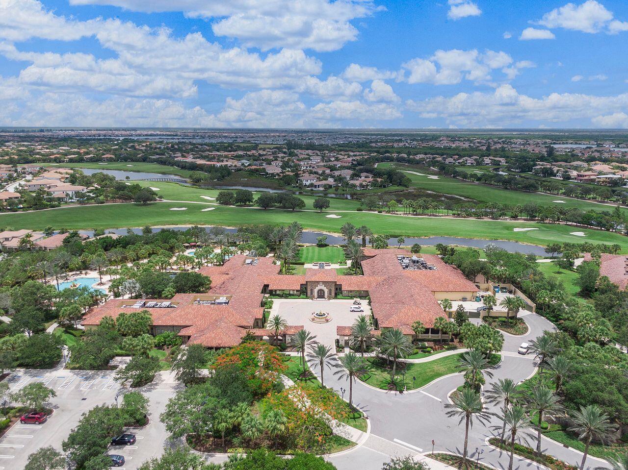 PARKLAND GOLF AND COUNTRY CLUB - Residential