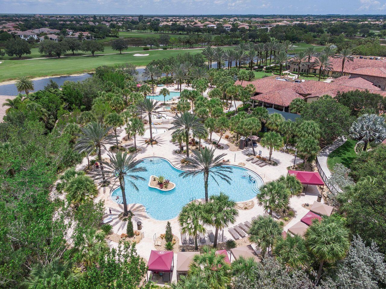 PARKLAND GOLF AND COUNTRY CLUB - Residential