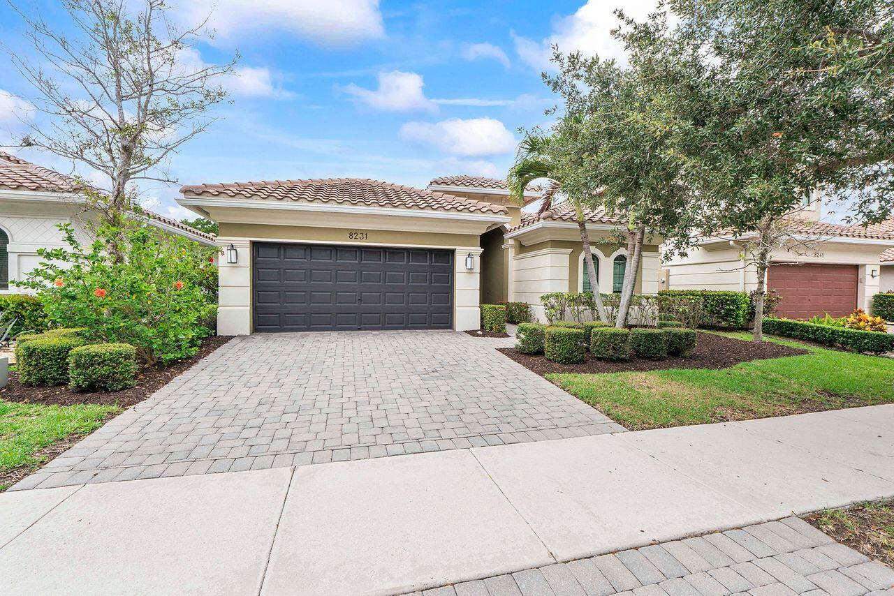 PARKLAND GOLF AND COUNTRY CLUB - Residential