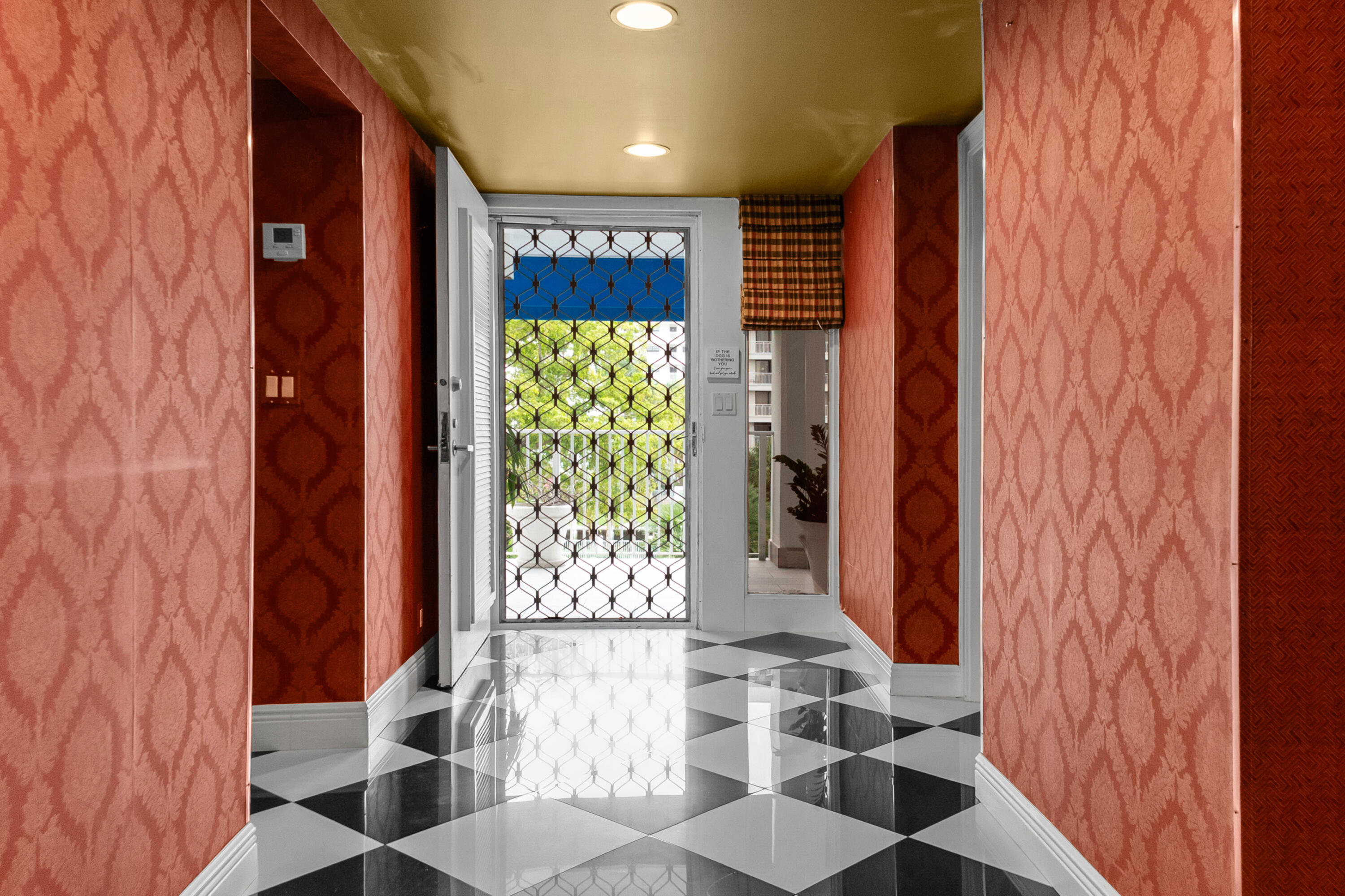 INTRACOASTAL 31 CONDO - Residential