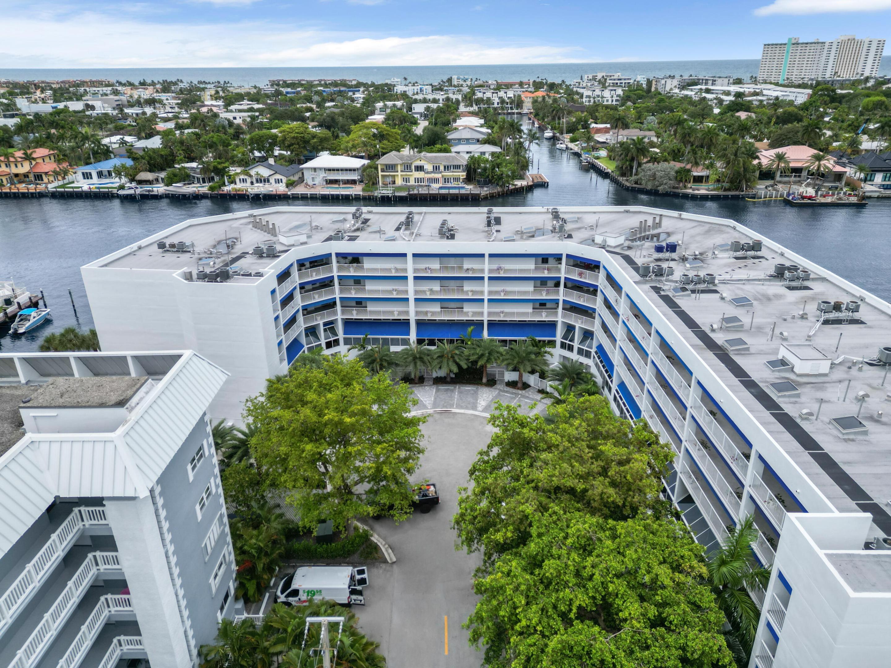 INTRACOASTAL 31 CONDO - Residential