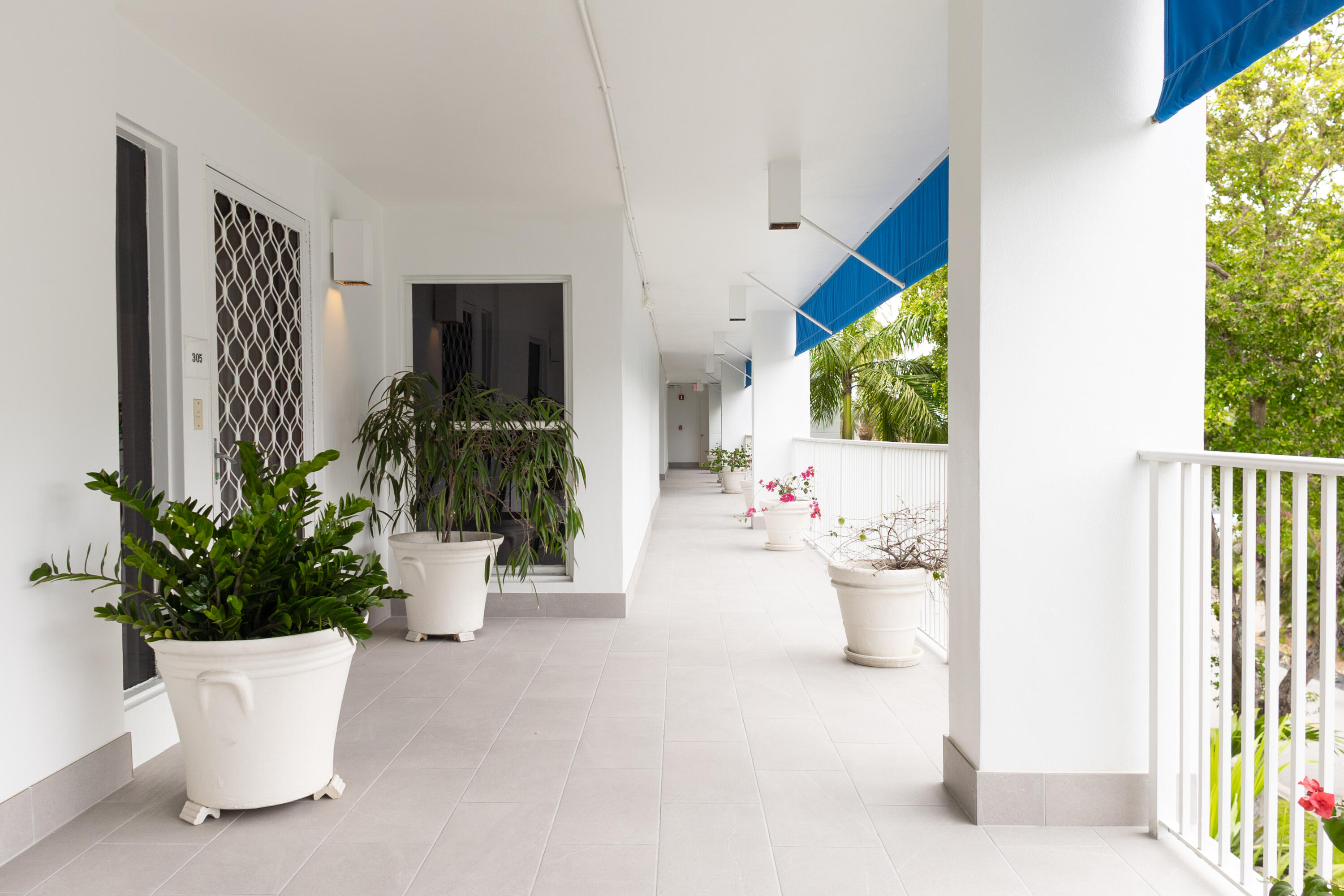 INTRACOASTAL 31 CONDO - Residential