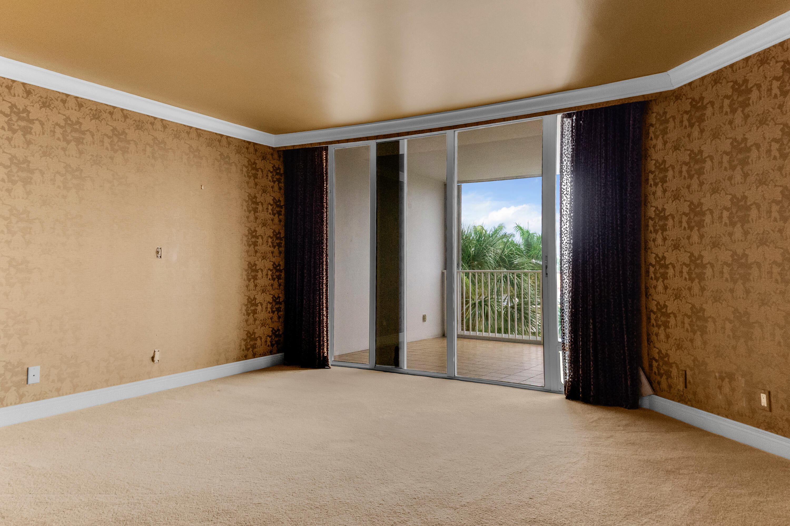 INTRACOASTAL 31 CONDO - Residential