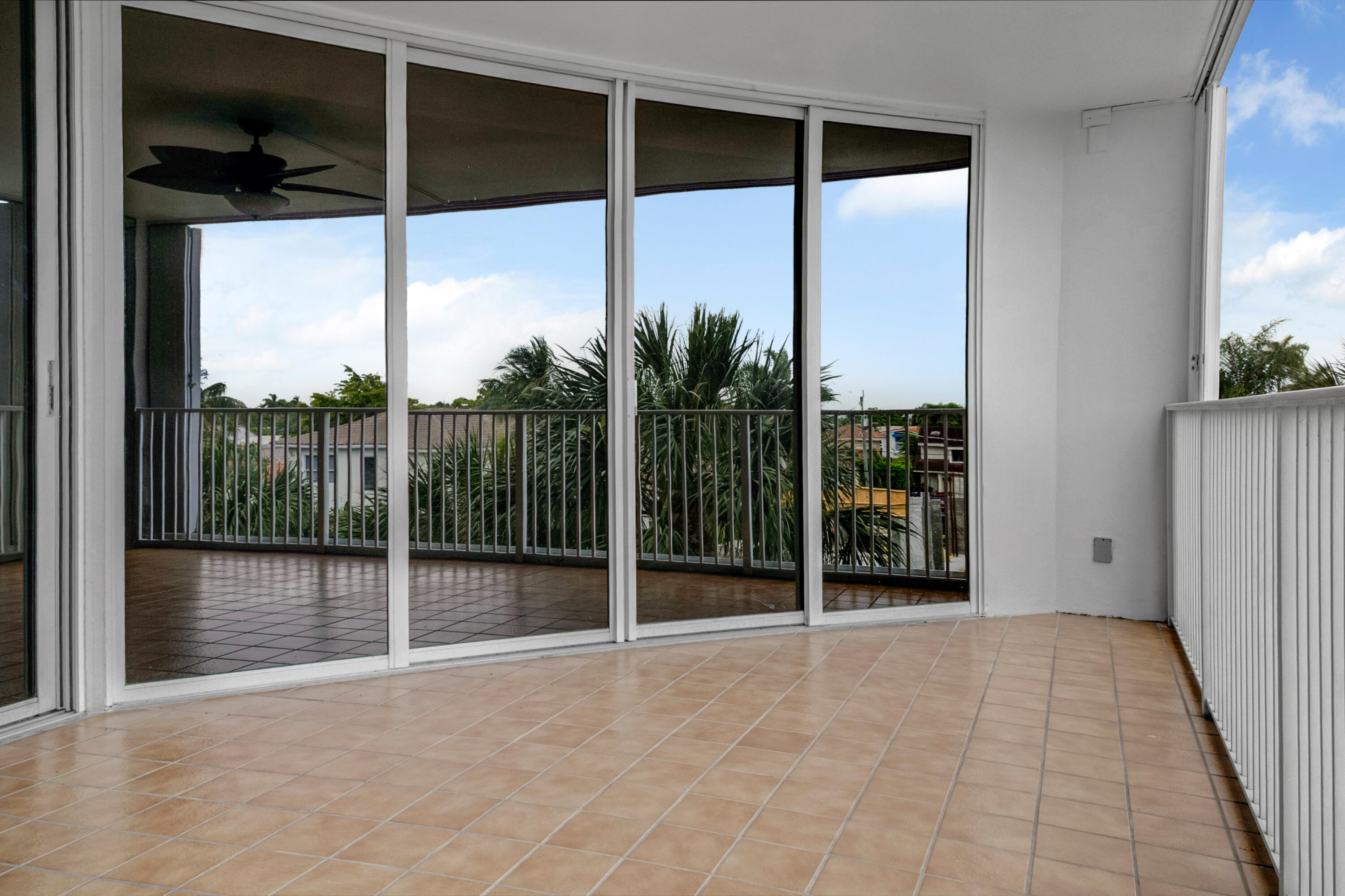 INTRACOASTAL 31 CONDO - Residential