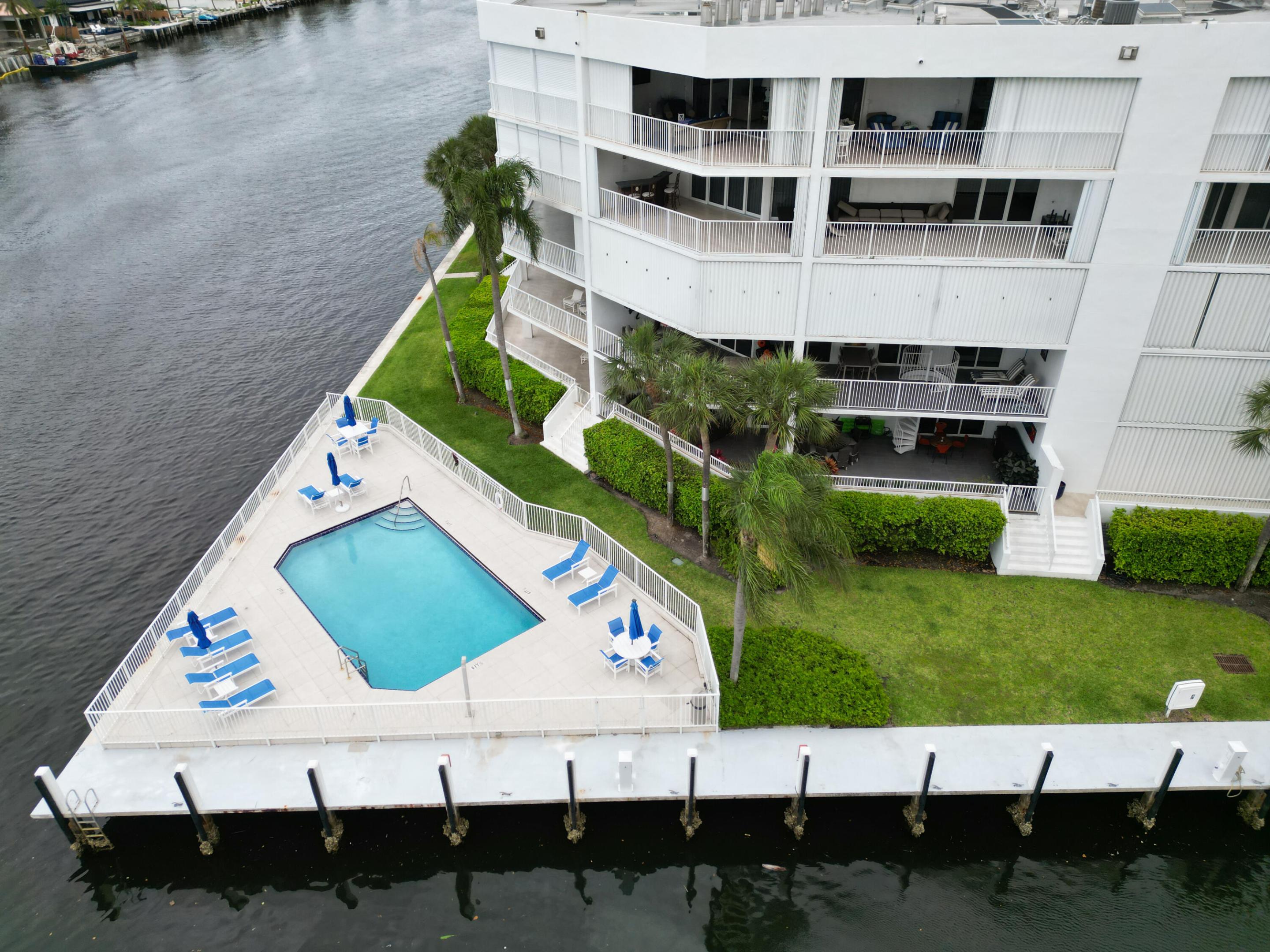 INTRACOASTAL 31 CONDO - Residential