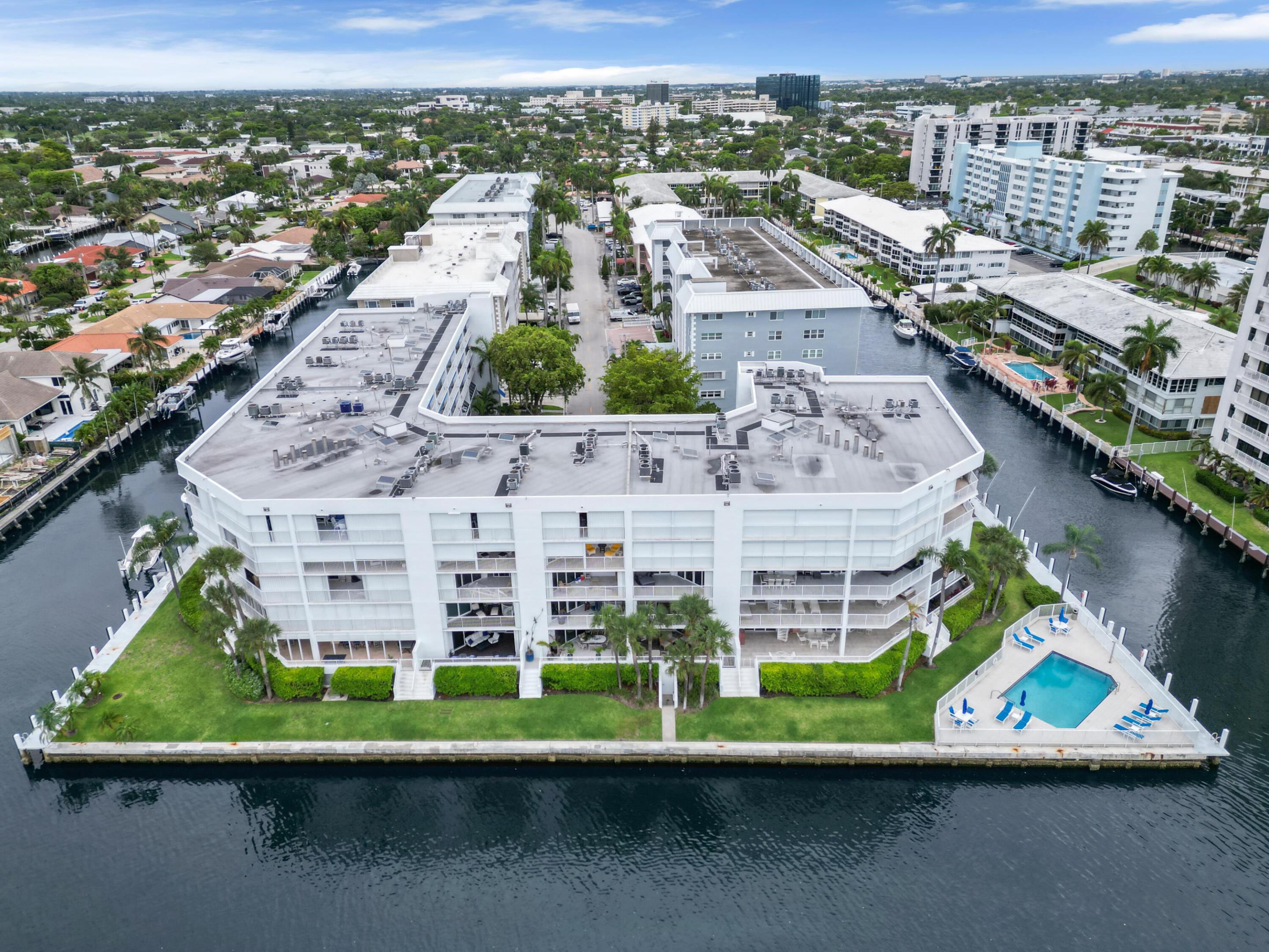 INTRACOASTAL 31 CONDO - Residential