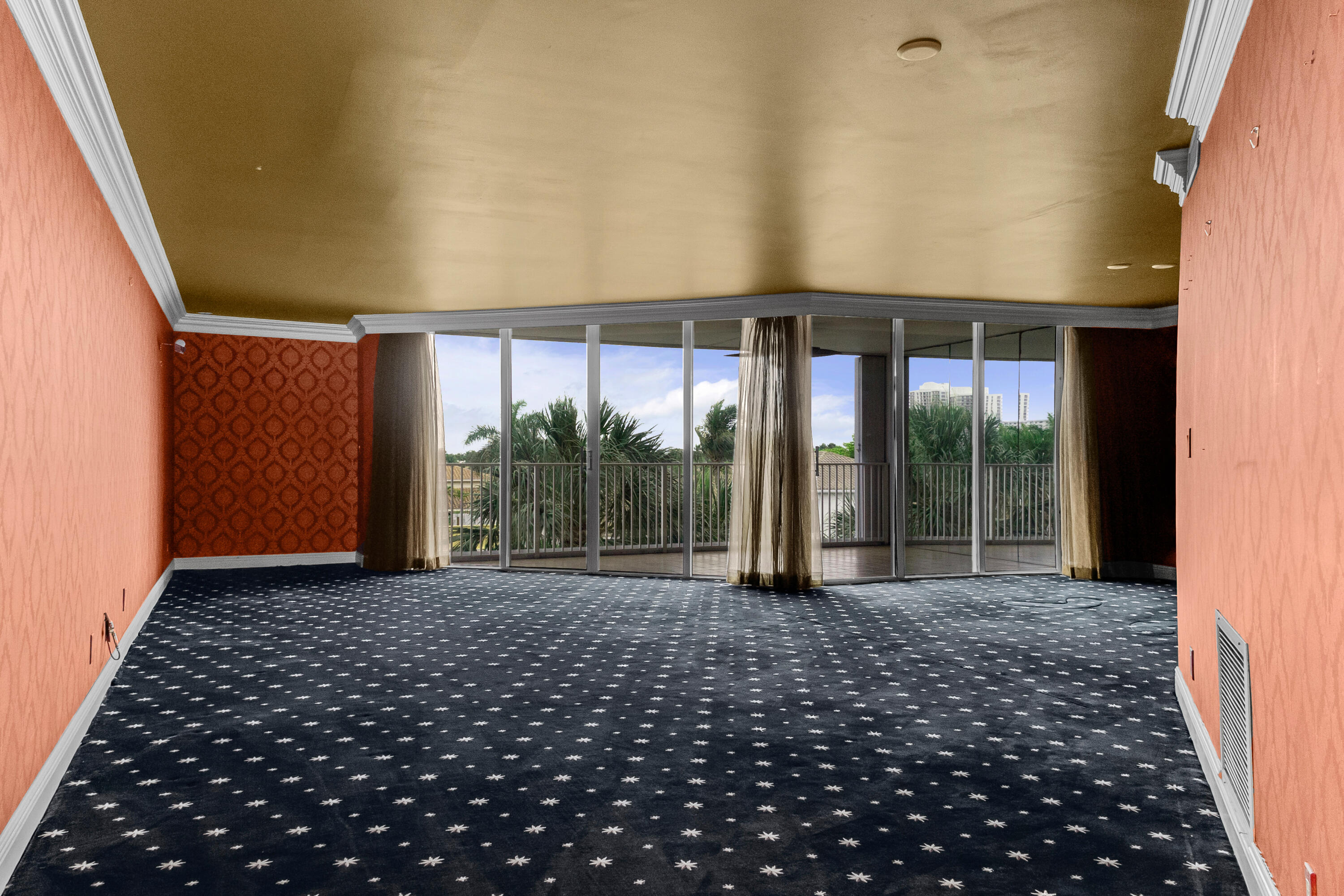 INTRACOASTAL 31 CONDO - Residential